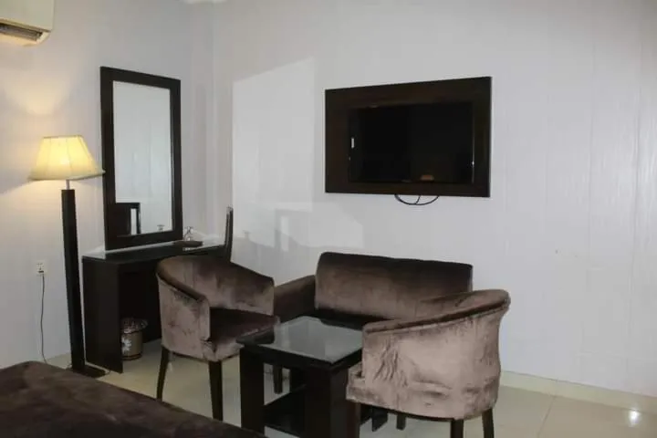 Javson Airport Hotel