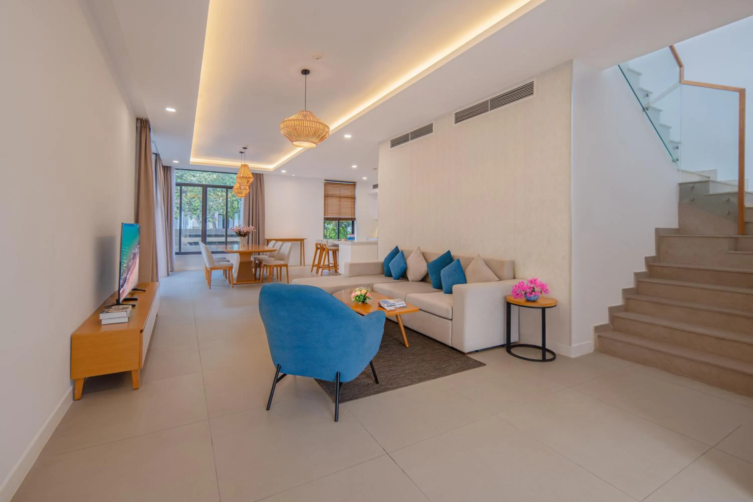 Living room in Hese Pool Villas & Resort Cam Ranh