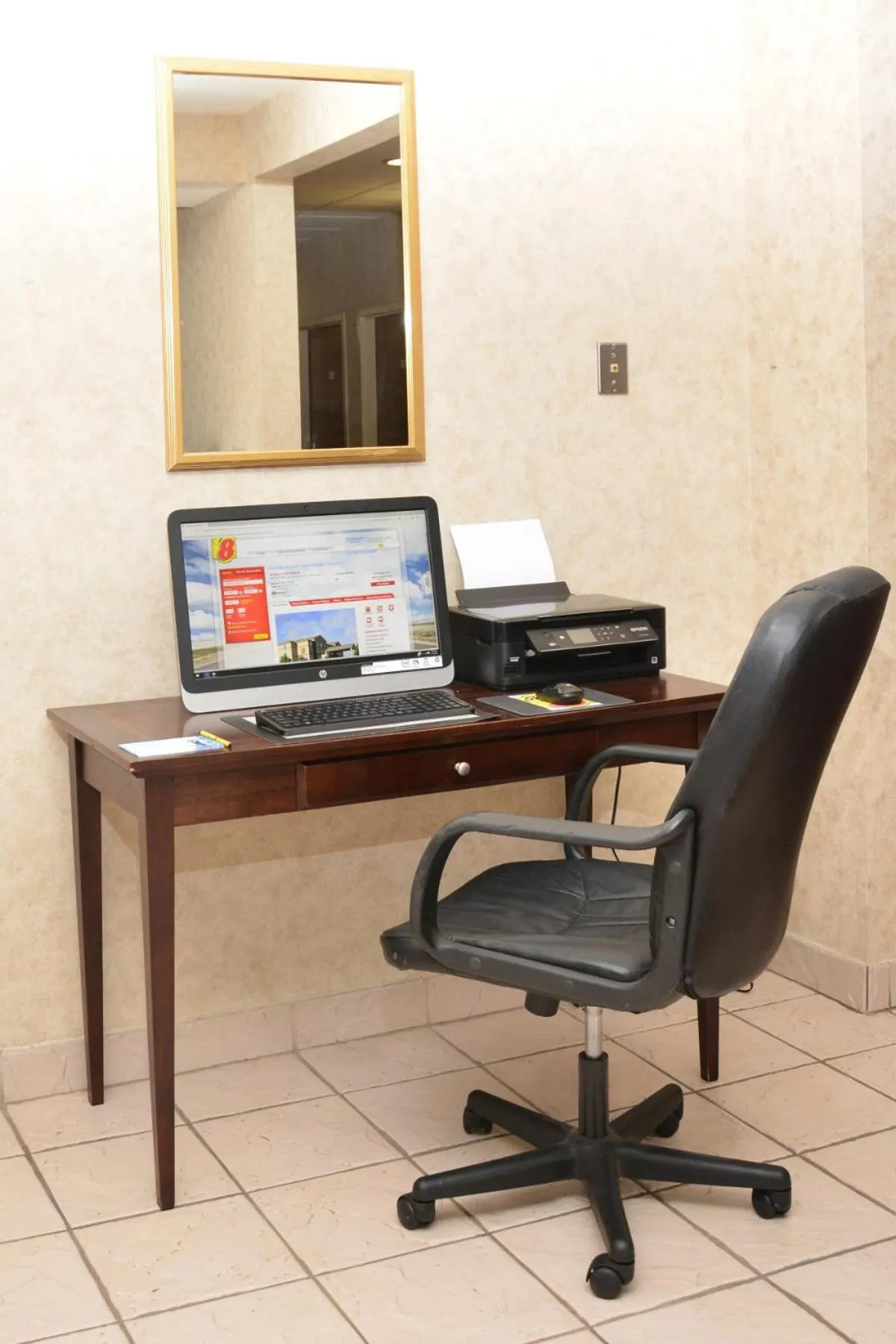Business facilities in Super 8 by Wyndham Corydon