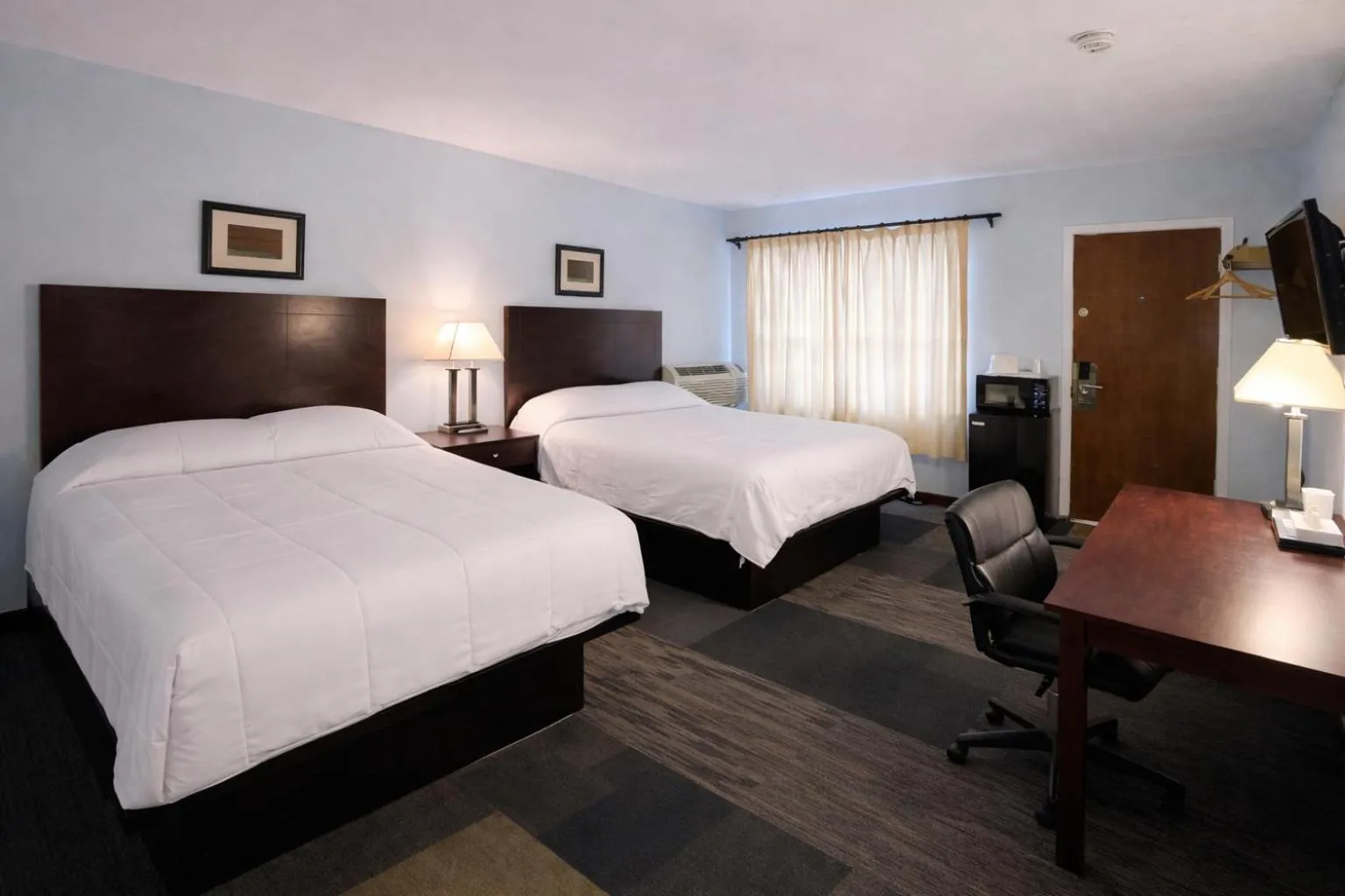 Bedroom, Bed in St Croix Suites - St Croix Falls