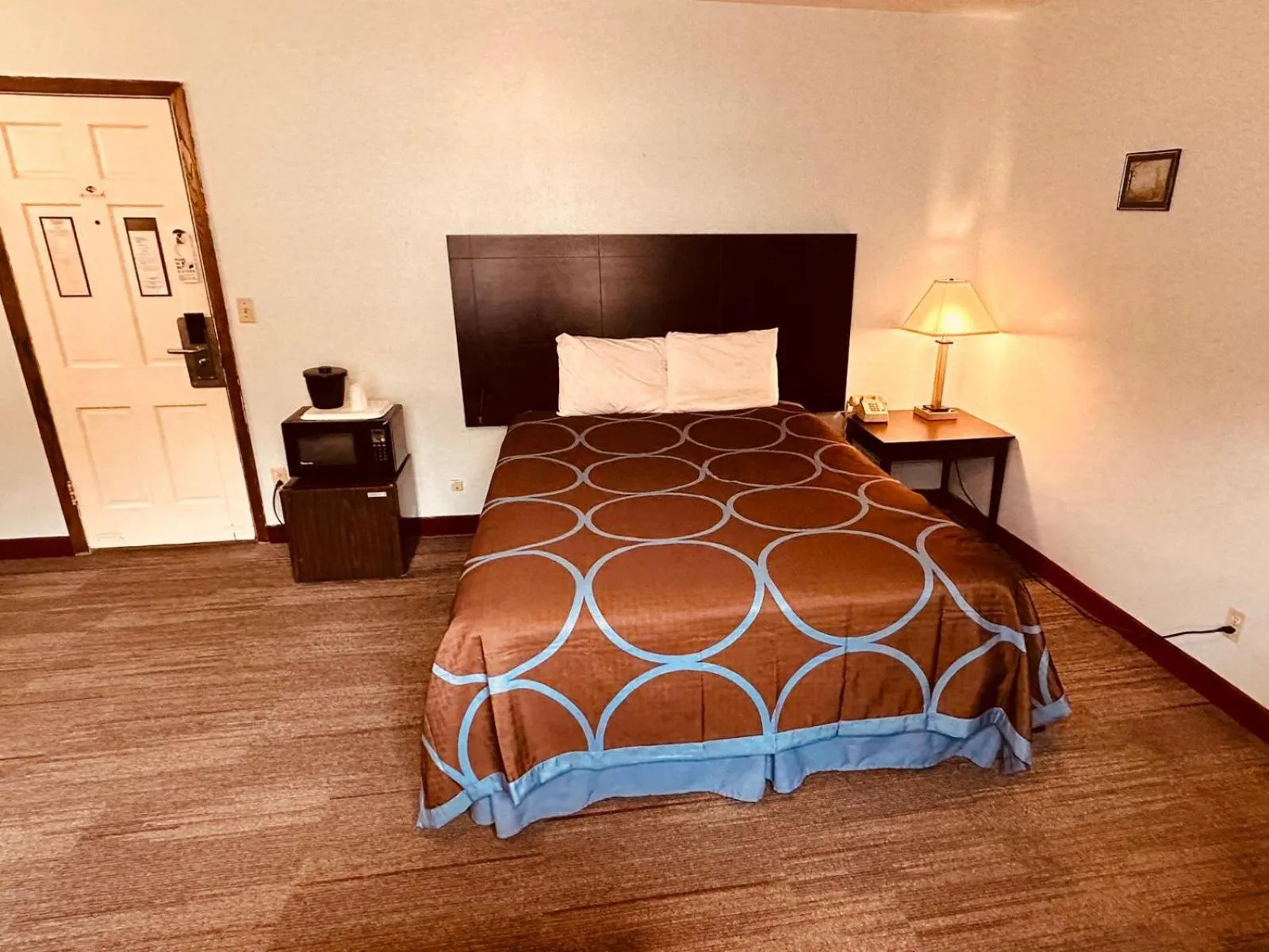 Bedroom, Bed in St Croix Suites - St Croix Falls