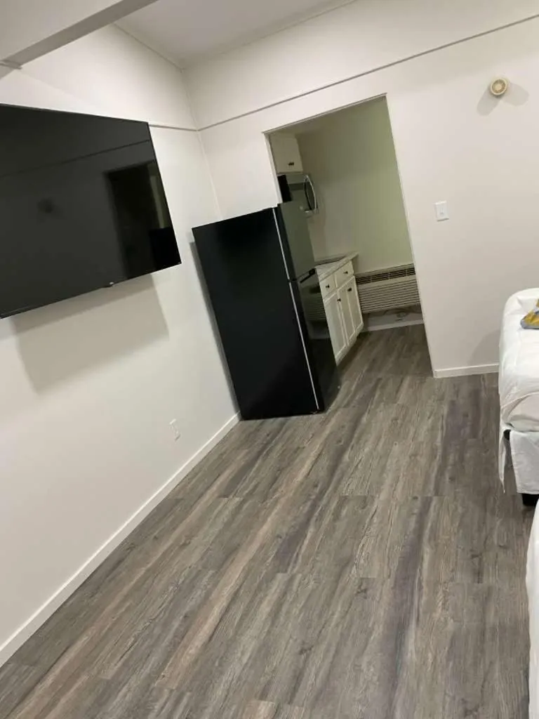 TV and multimedia, Bed in St Croix Suites - St Croix Falls