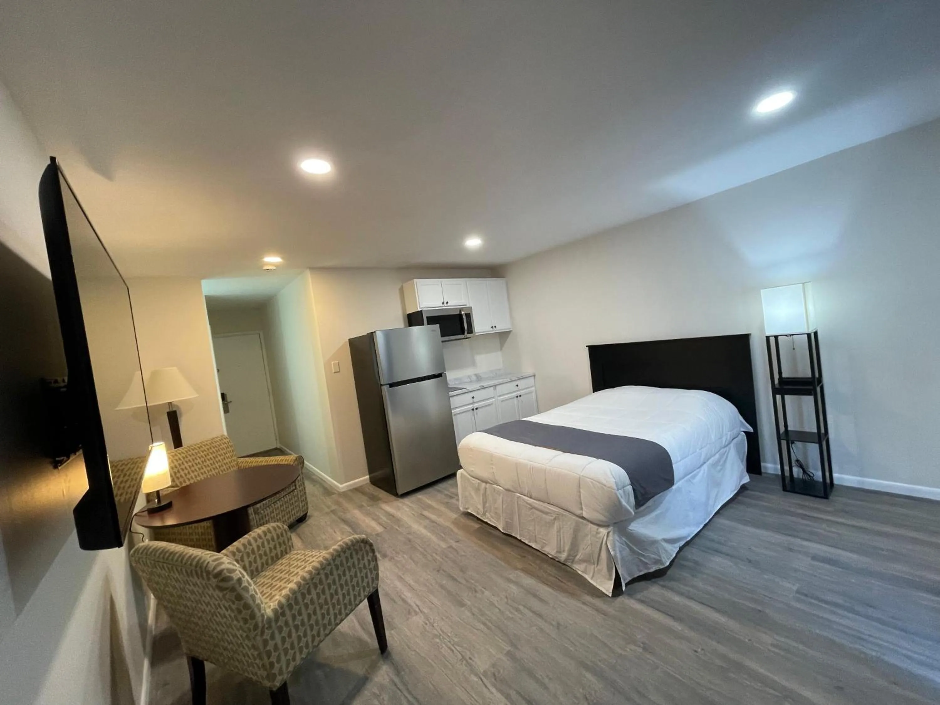 Bedroom, Bed in St Croix Suites - St Croix Falls