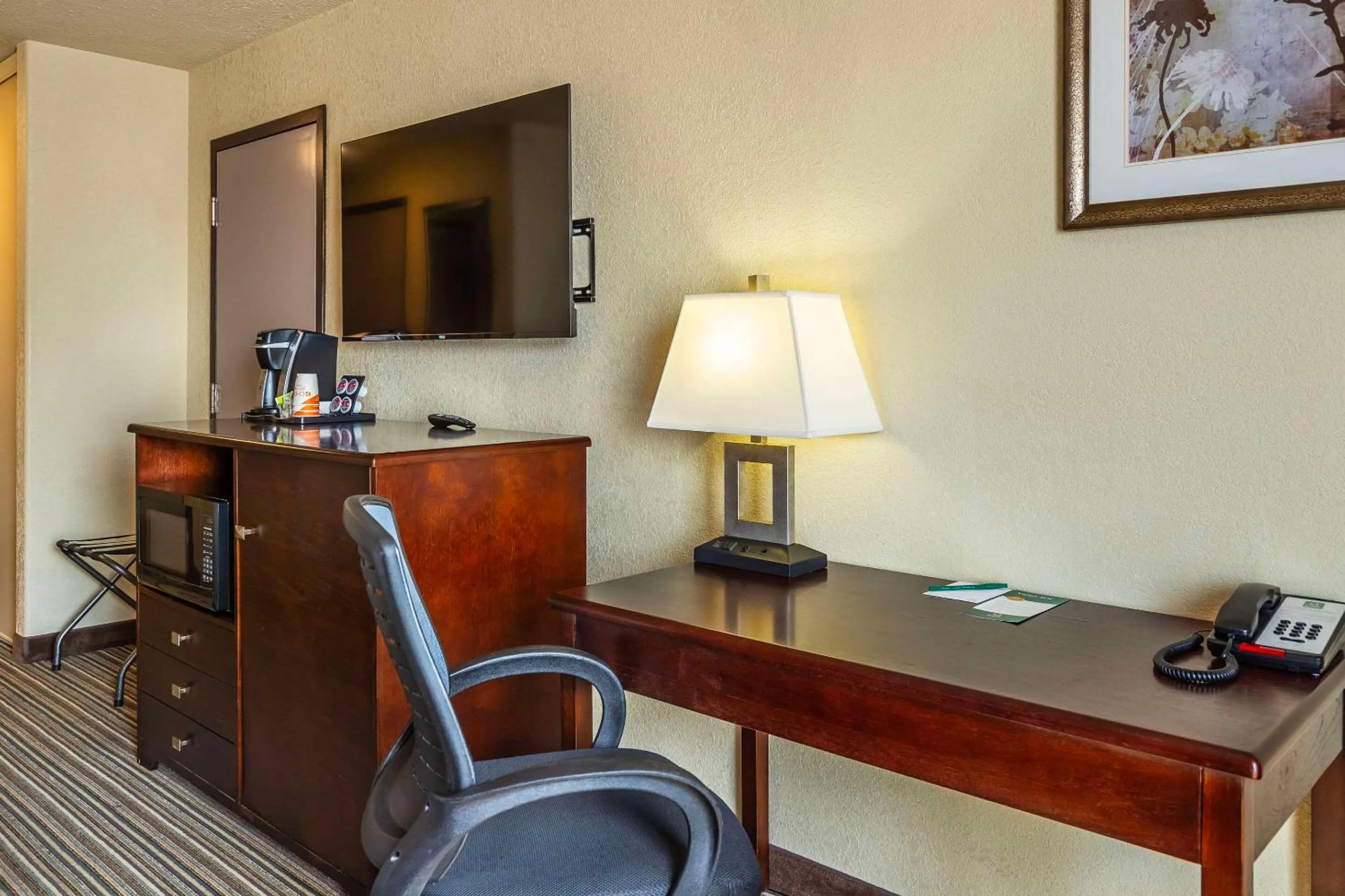 Bedroom in Quality Inn & Suites Yorkton