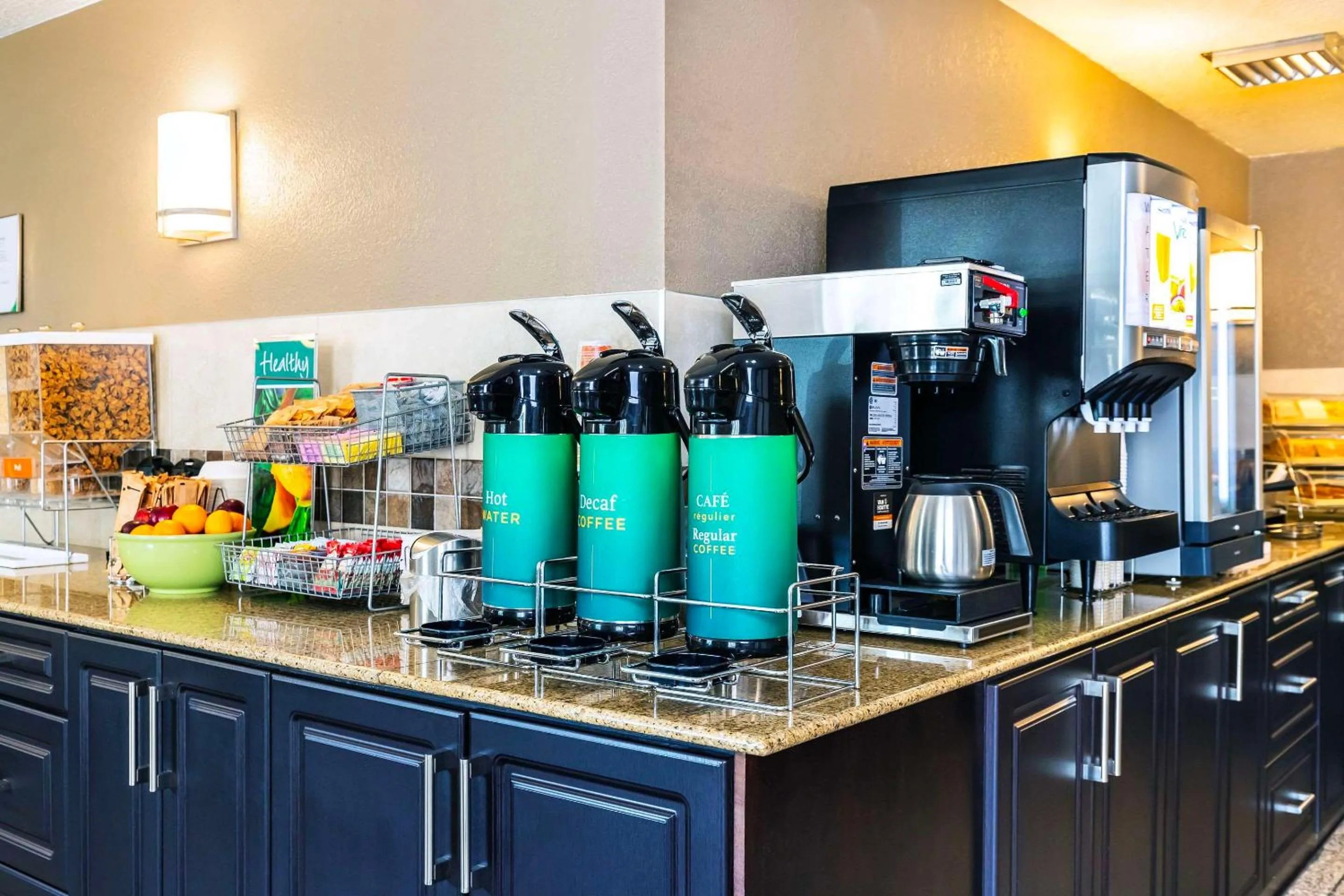 Breakfast in Quality Inn & Suites Yorkton