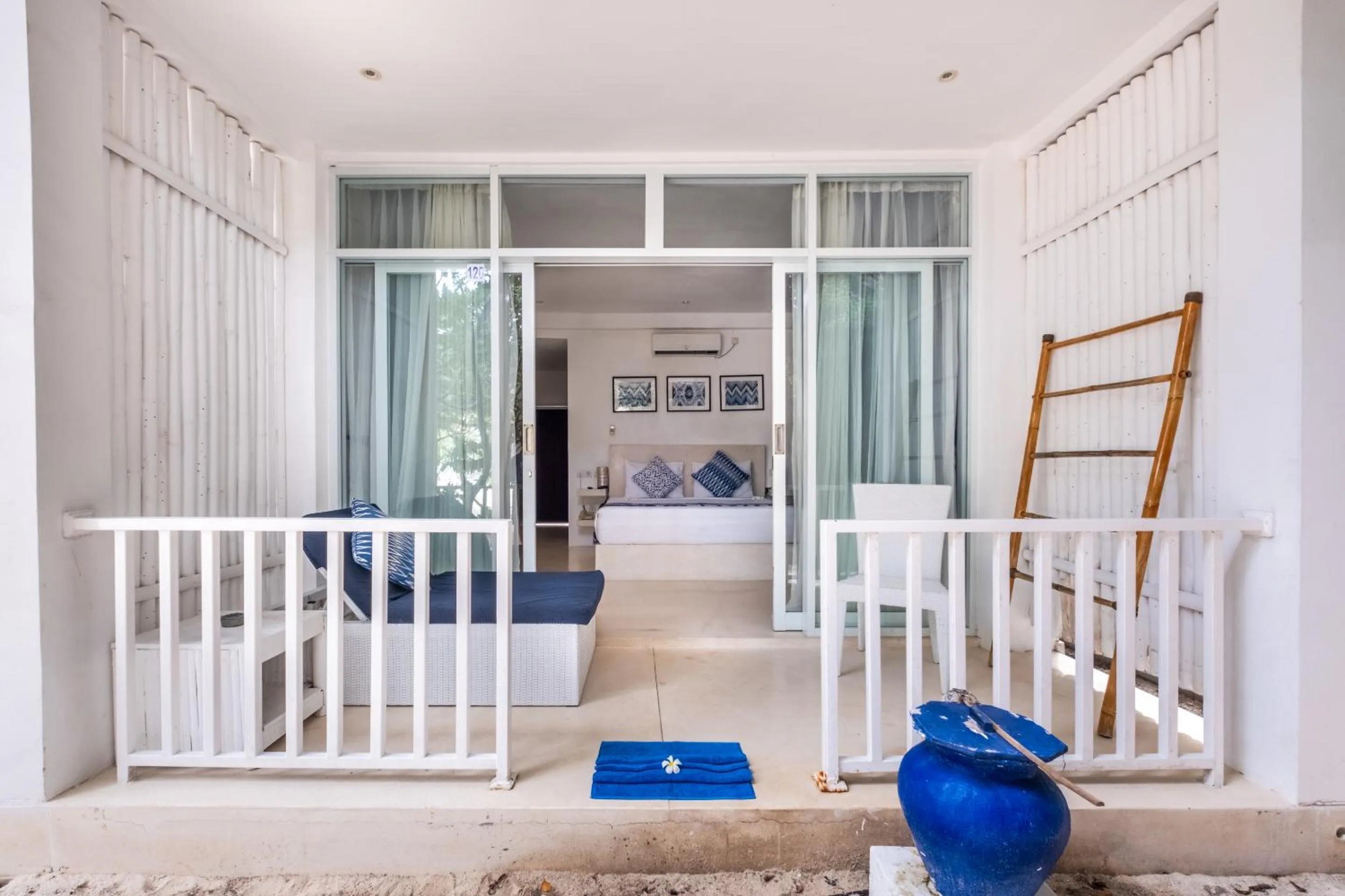 Bedroom in Seri Resort Gili Meno - Adults Only