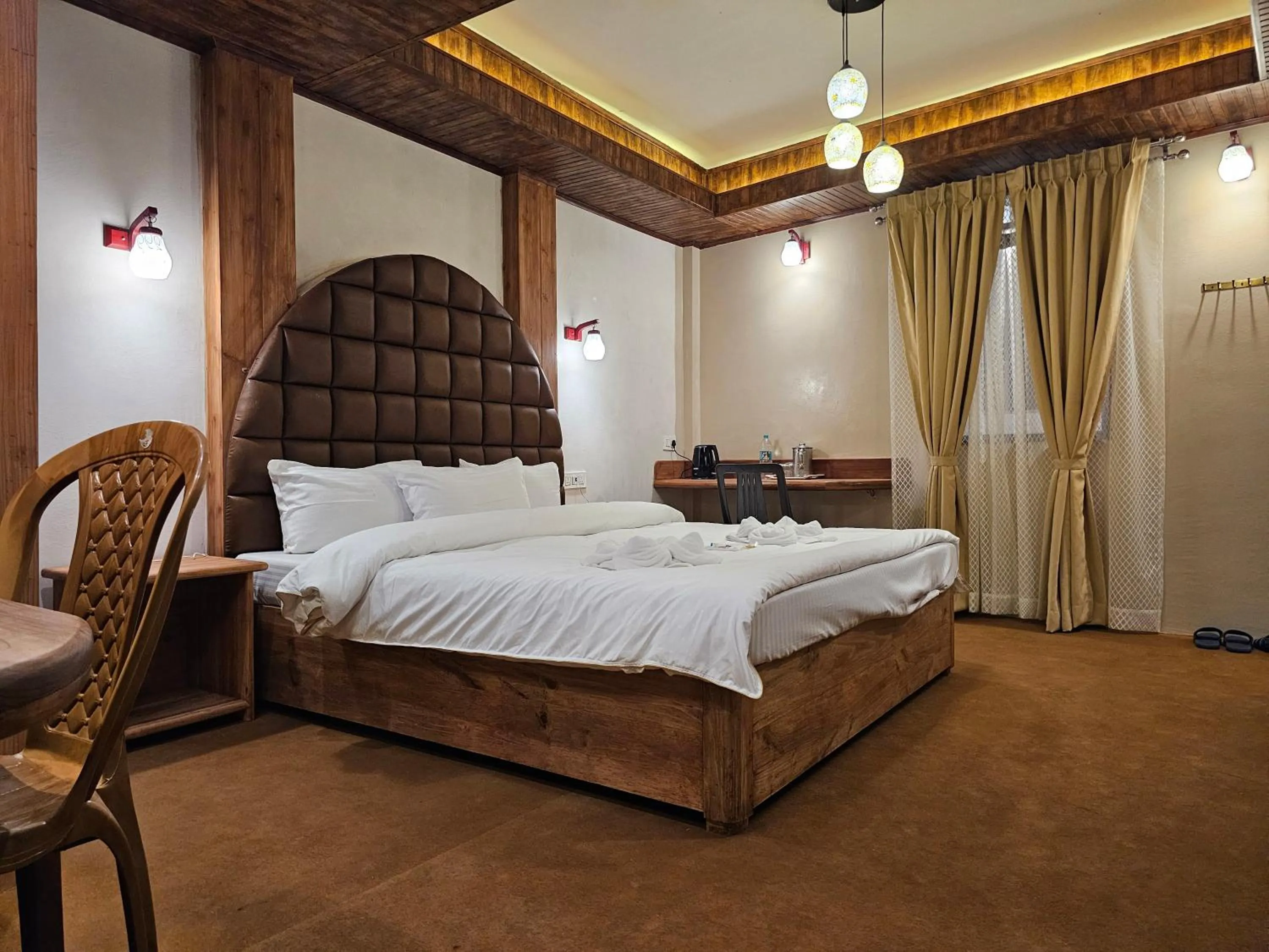 Photo of the whole room in Hotel Golden Orchid