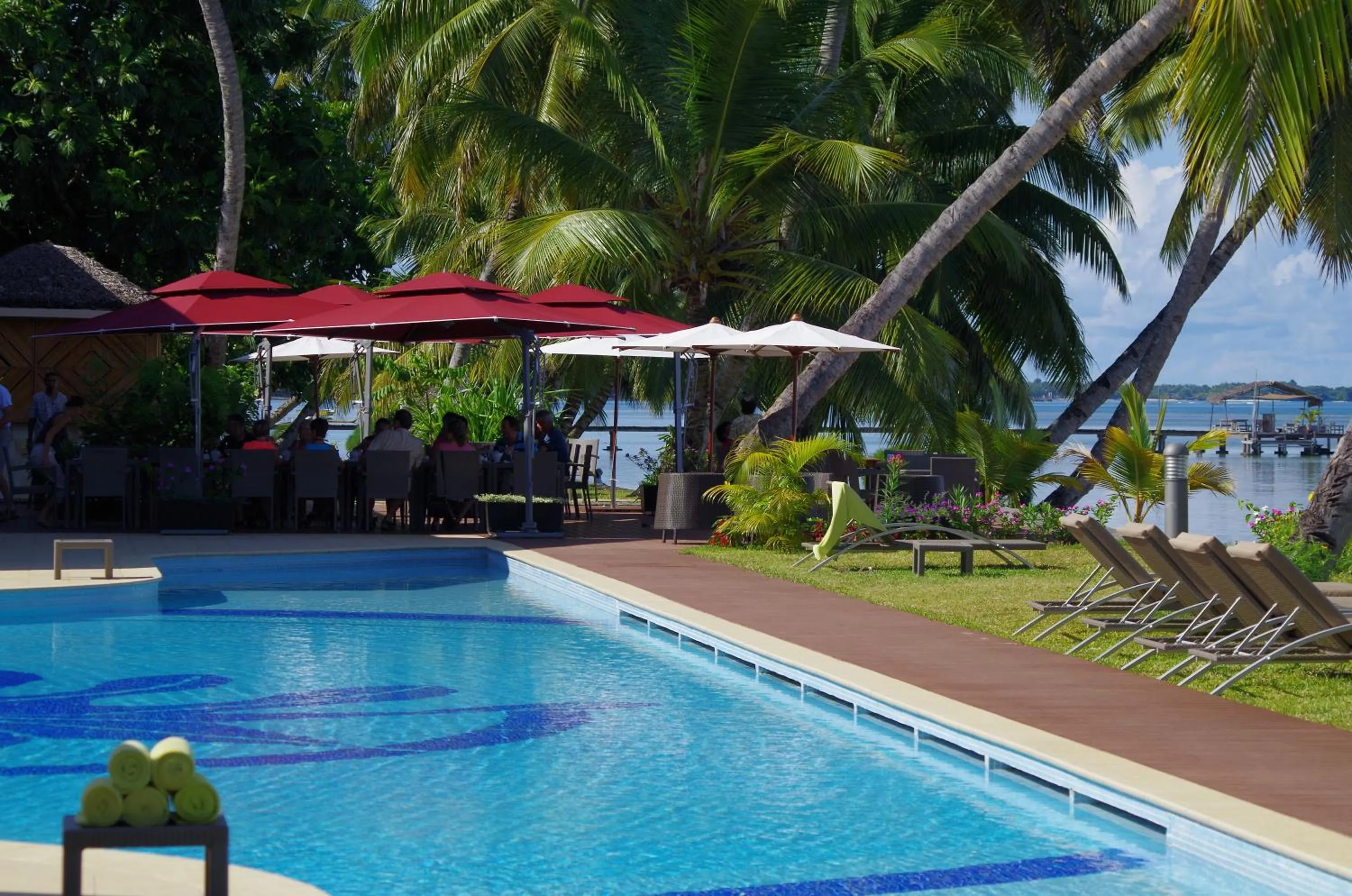 Swimming pool in Mantis Soanambo Hotel And Spa