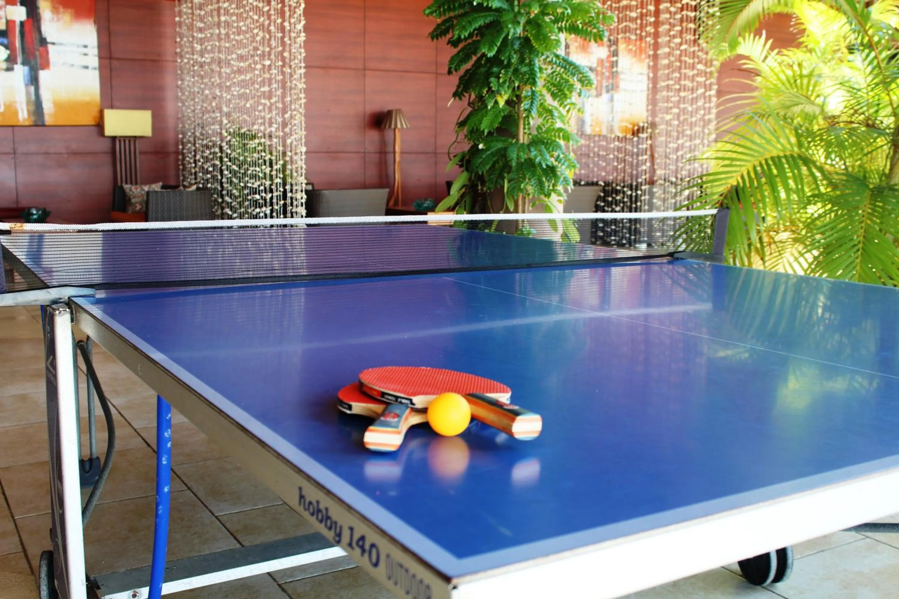 Table tennis in Mantis Soanambo Hotel And Spa