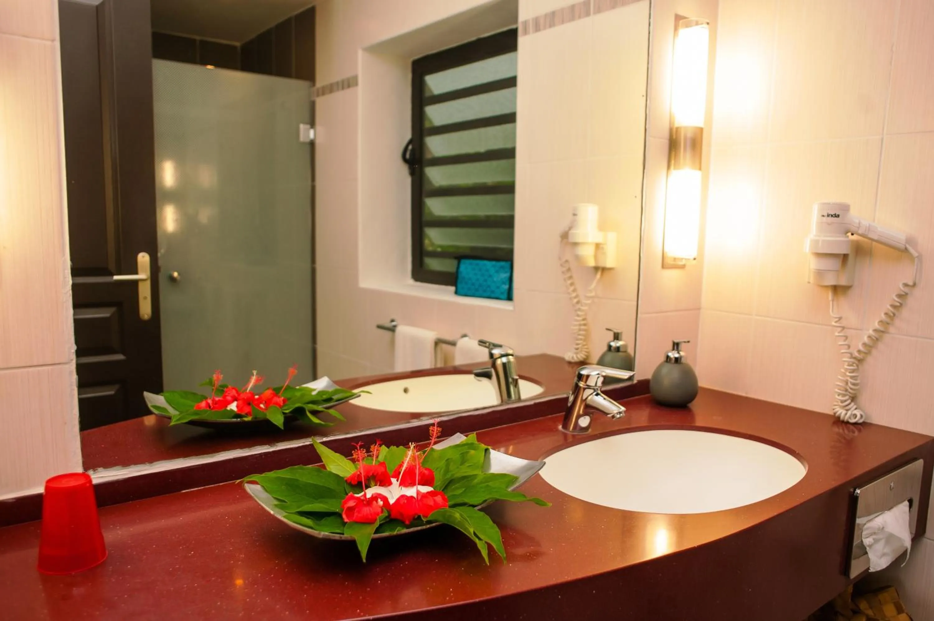 Bathroom in Mantis Soanambo Hotel And Spa