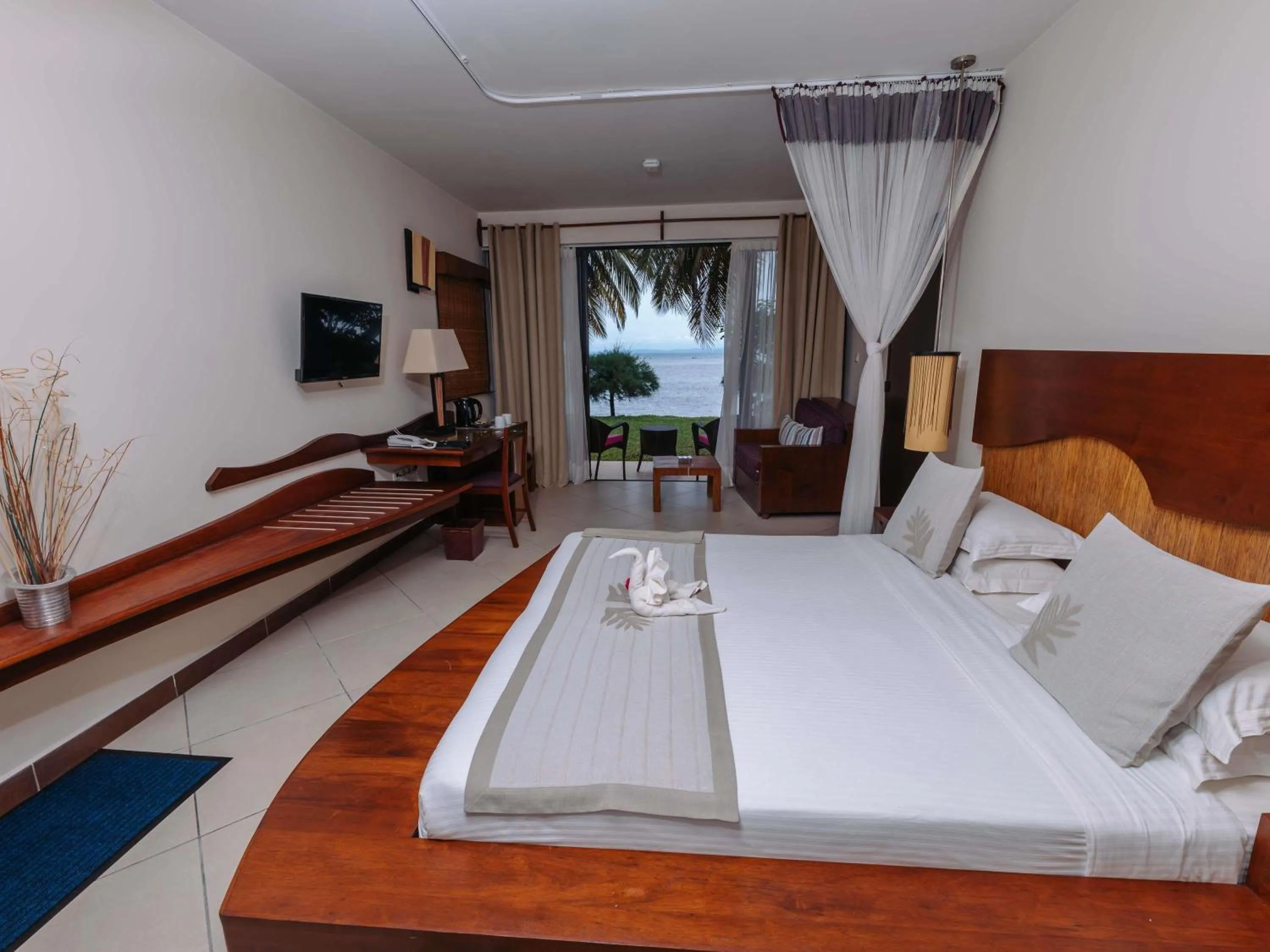 Bedroom, Bed in Mantis Soanambo Hotel And Spa