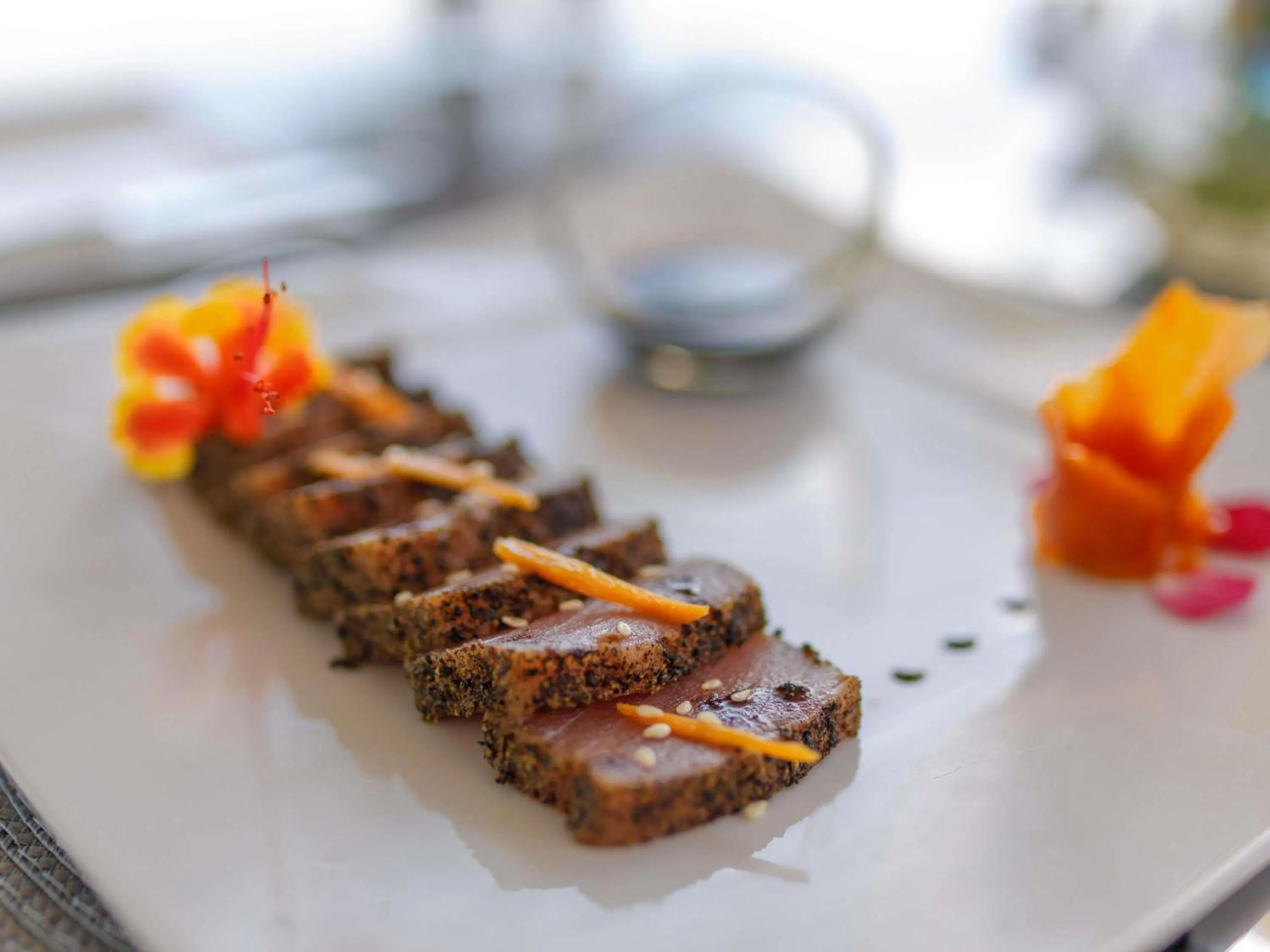 Restaurant/places to eat in Mantis Soanambo Hotel And Spa