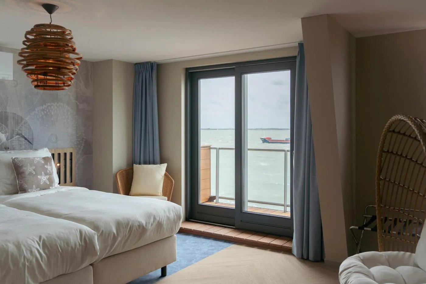 Bed in Beachfront Boutiquehotel