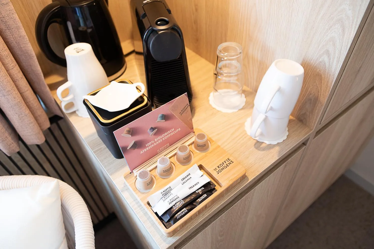 Coffee/tea facilities in Beachfront Boutiquehotel