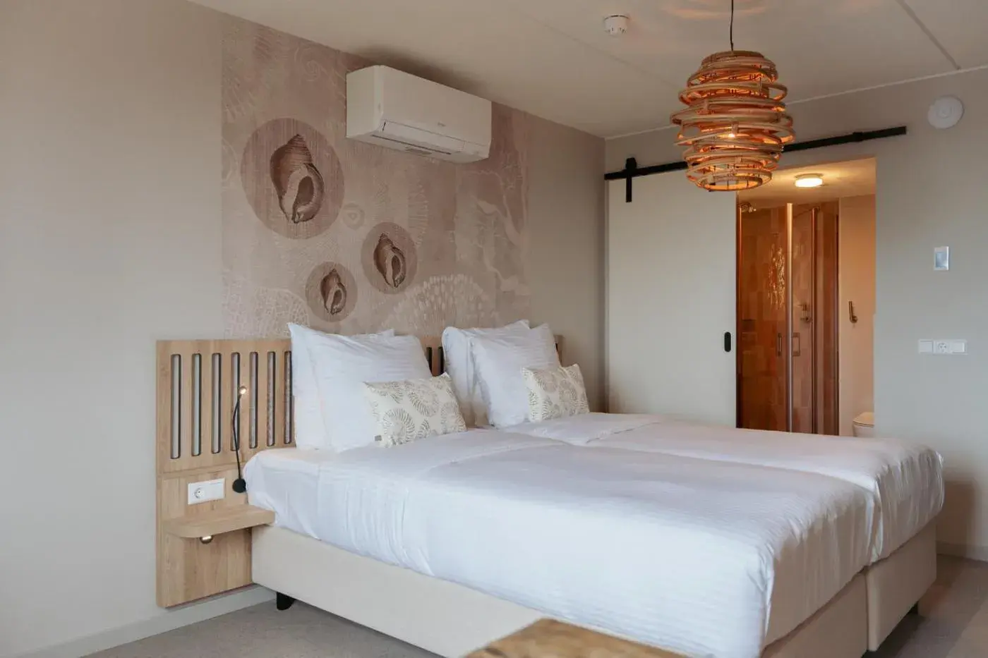 Twin Room with city view and access to elevator in Beachfront Boutiquehotel Twin Room with city view and access to elevator in Beachfront Boutiquehotel