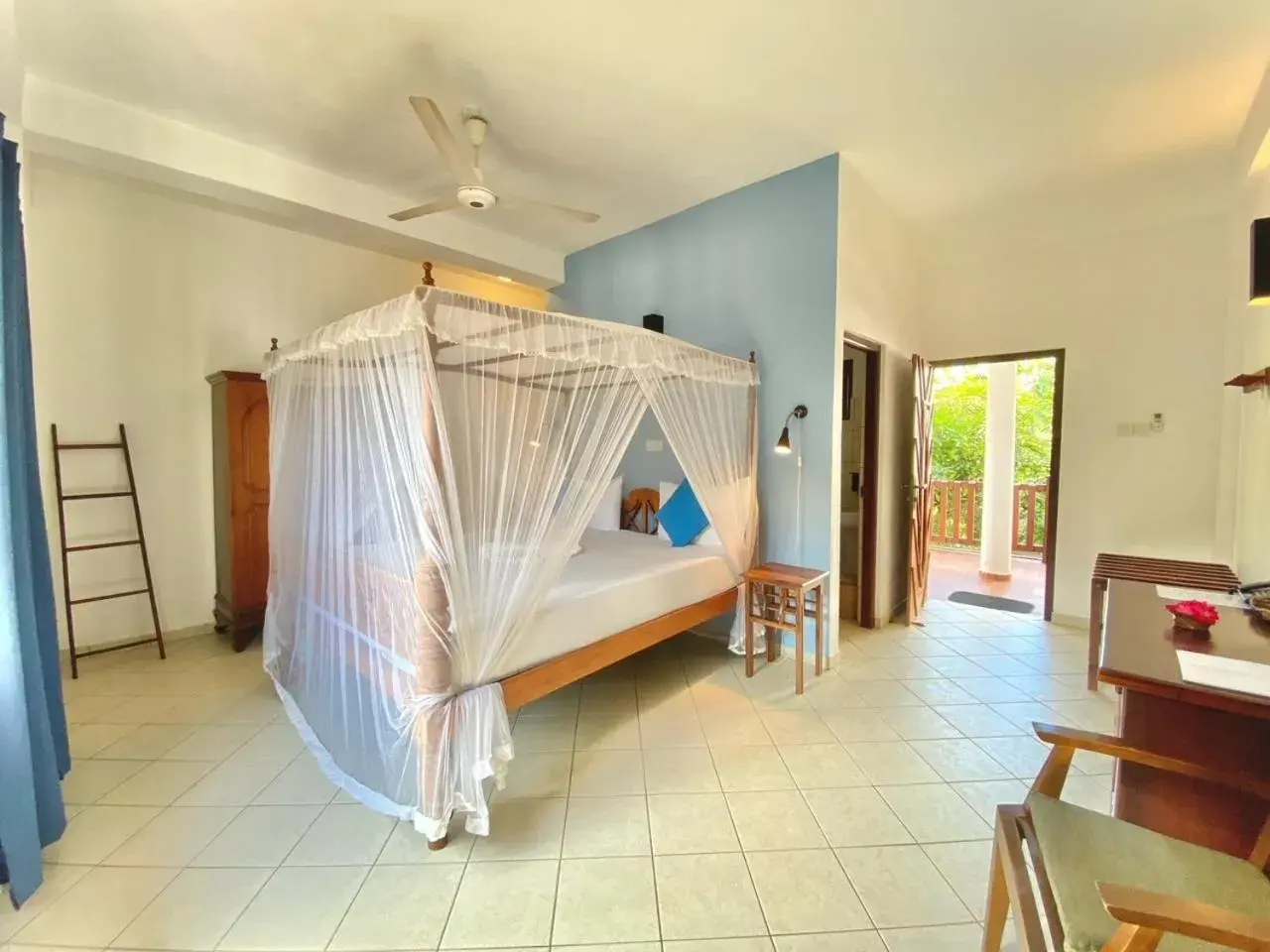 Deluxe Double Room - single occupancy in Unawatuna Nor Lanka Hotel Deluxe Double Room - single occupancy in Unawatuna Nor Lanka Hotel