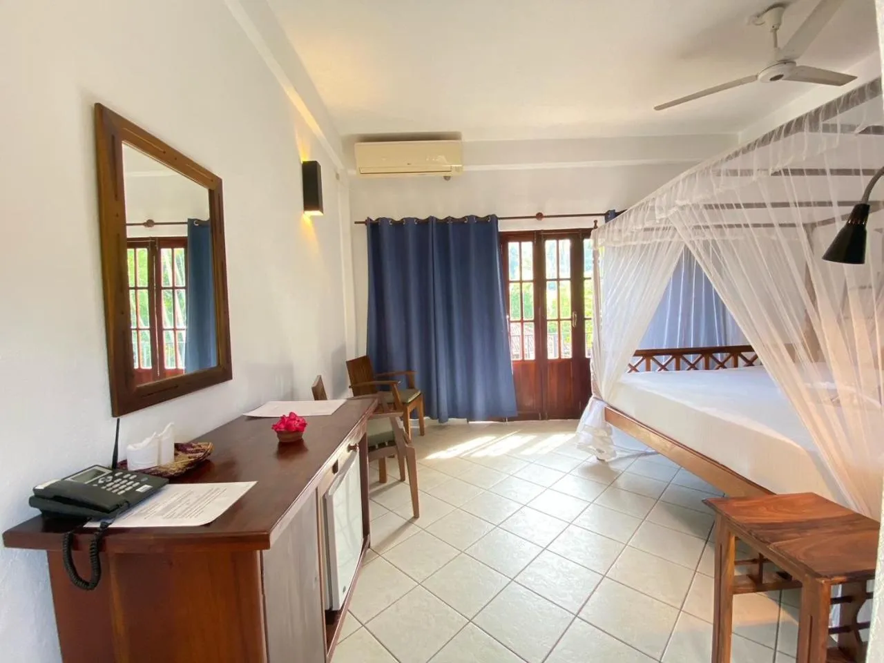 Bedroom in Unawatuna Nor Lanka Hotel