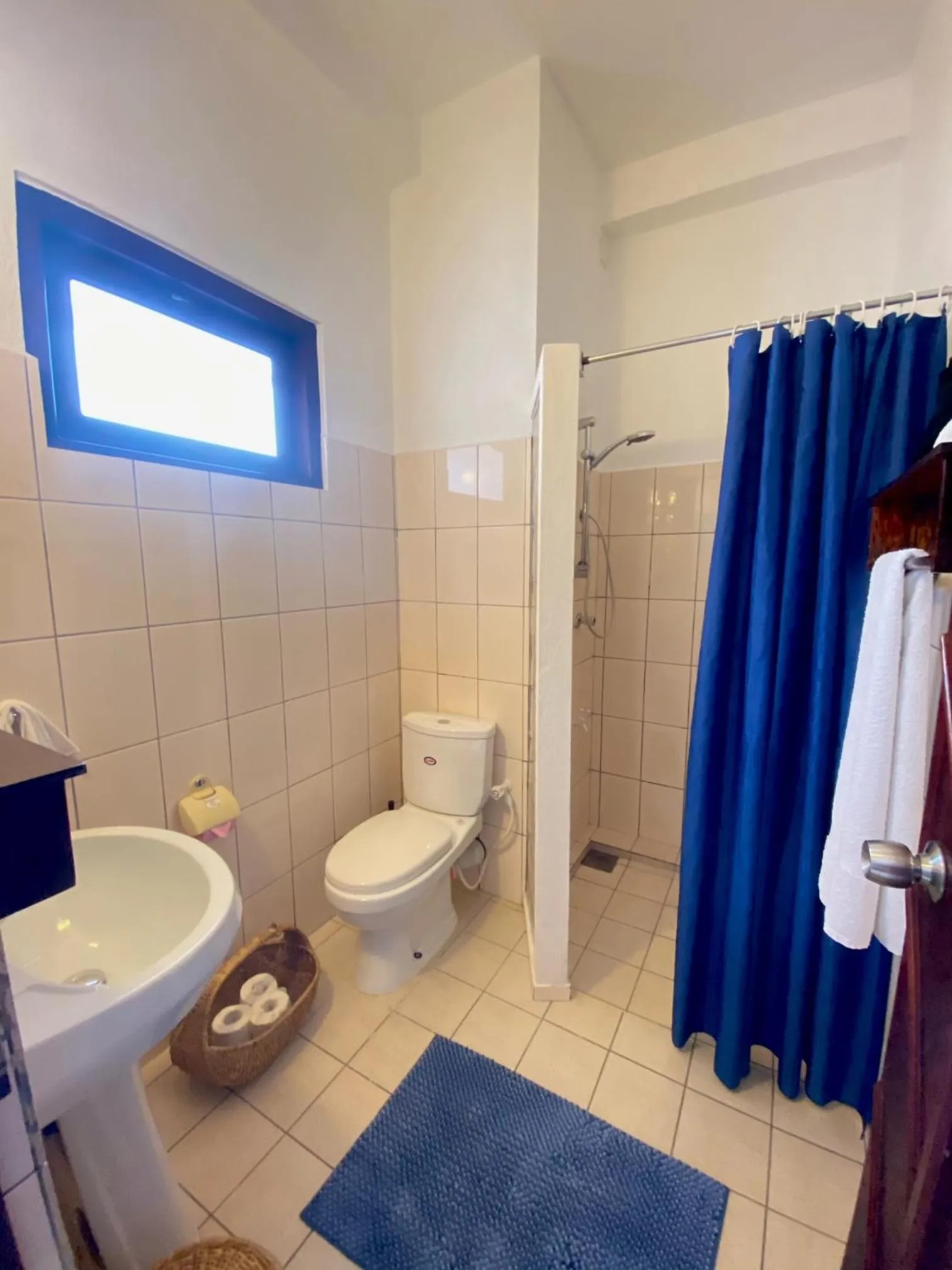 Bathroom in Unawatuna Nor Lanka Hotel