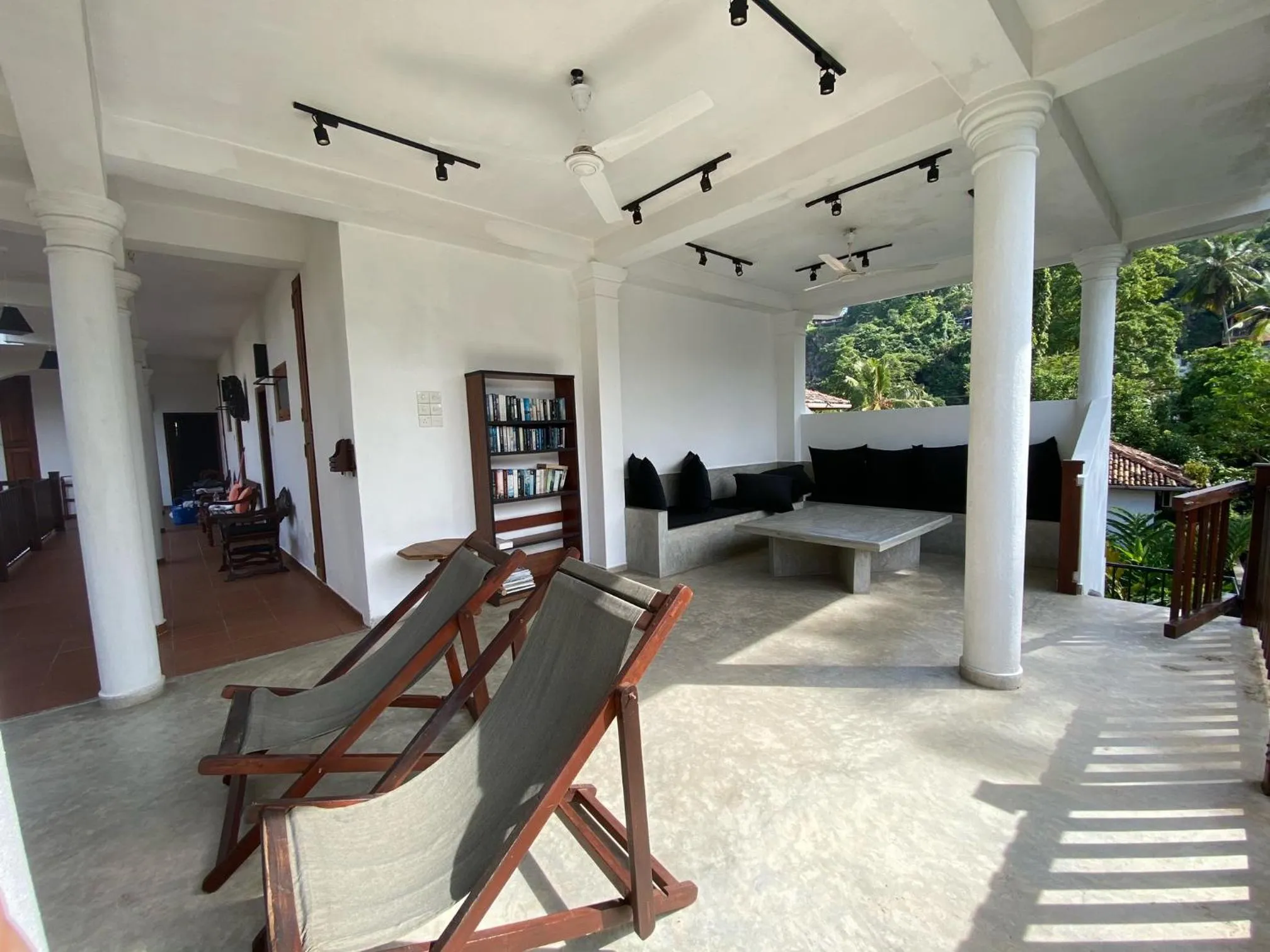 Seating area in Unawatuna Nor Lanka Hotel