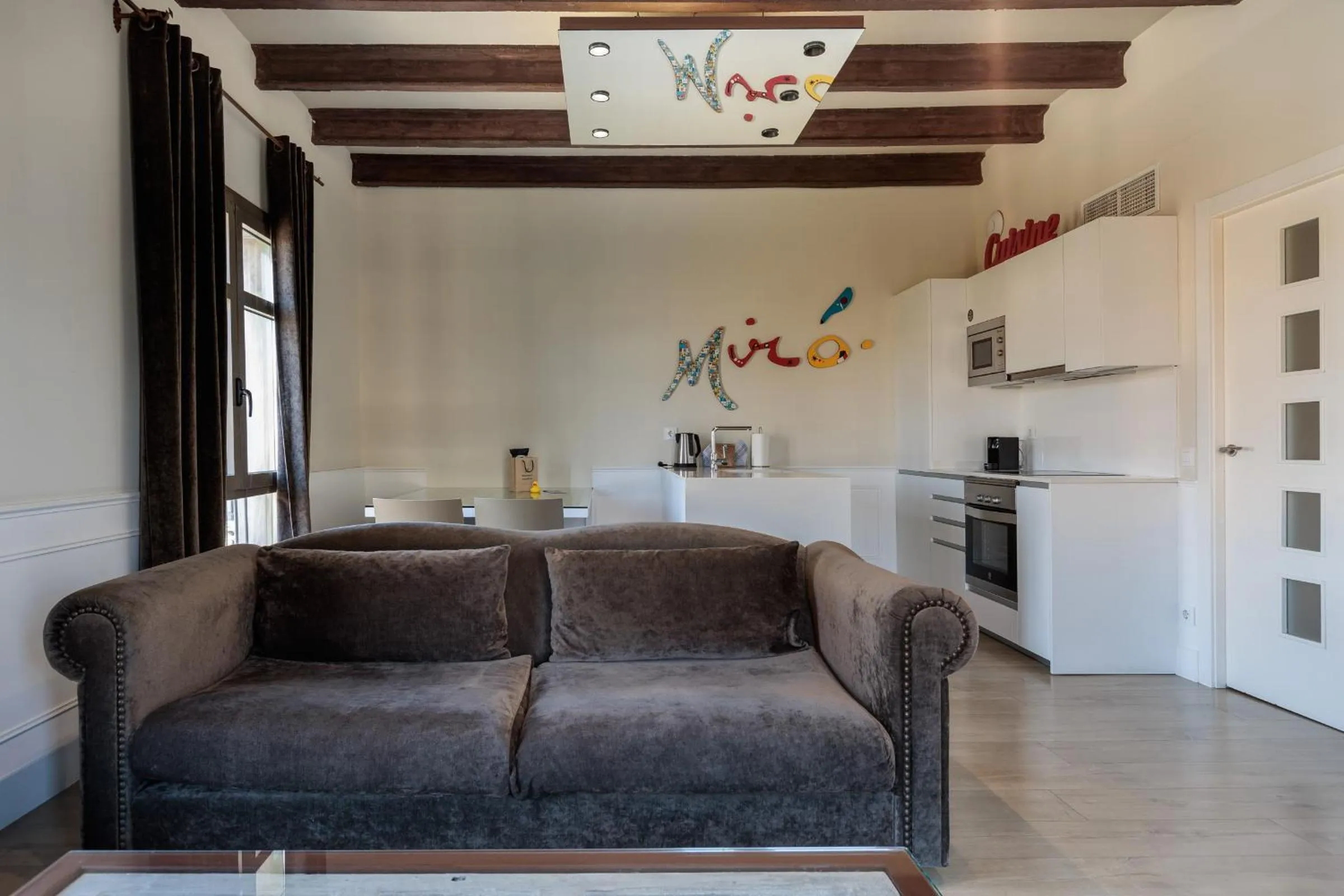 Enjoybcn Miro Apartments