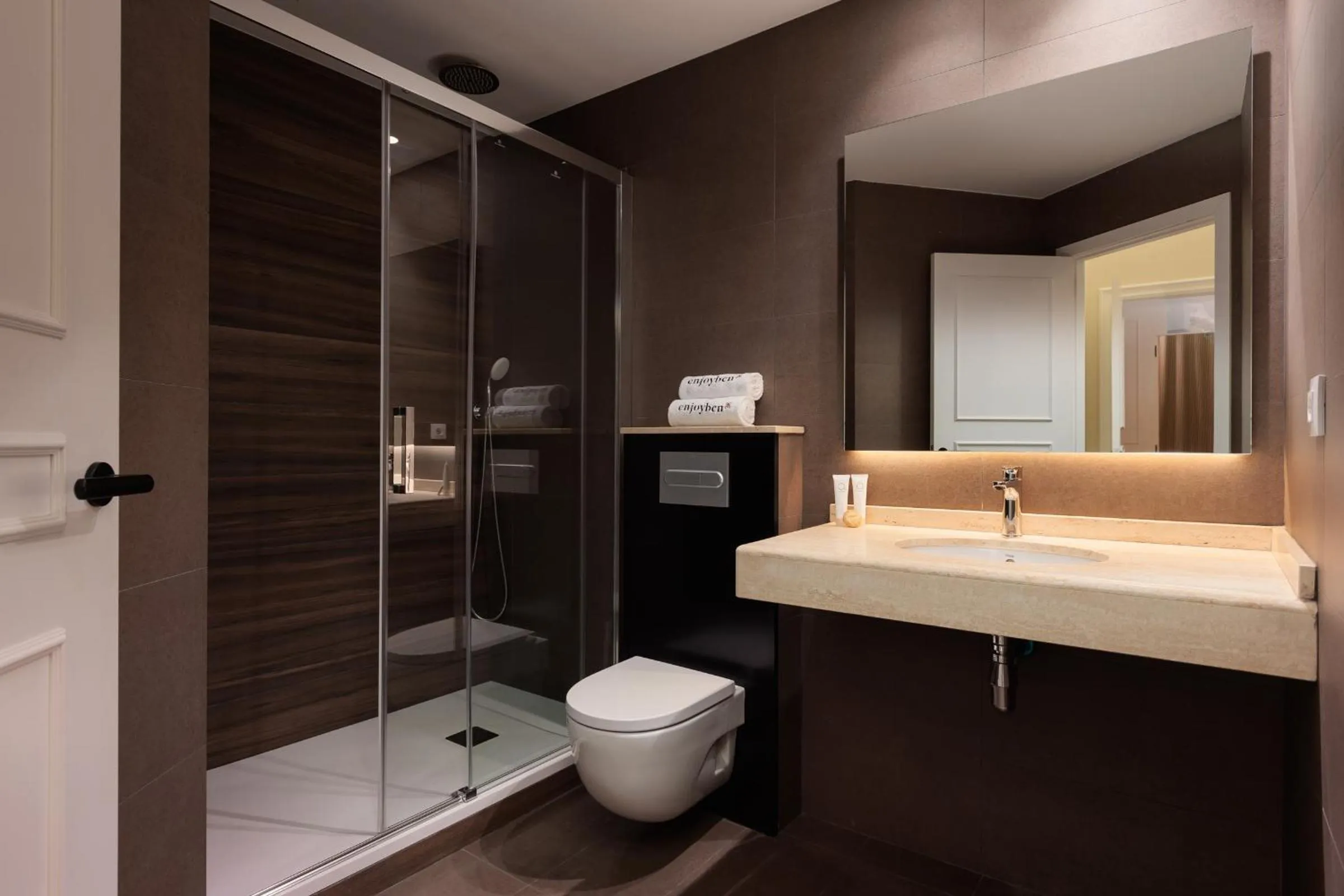 Enjoybcn Miro Apartments