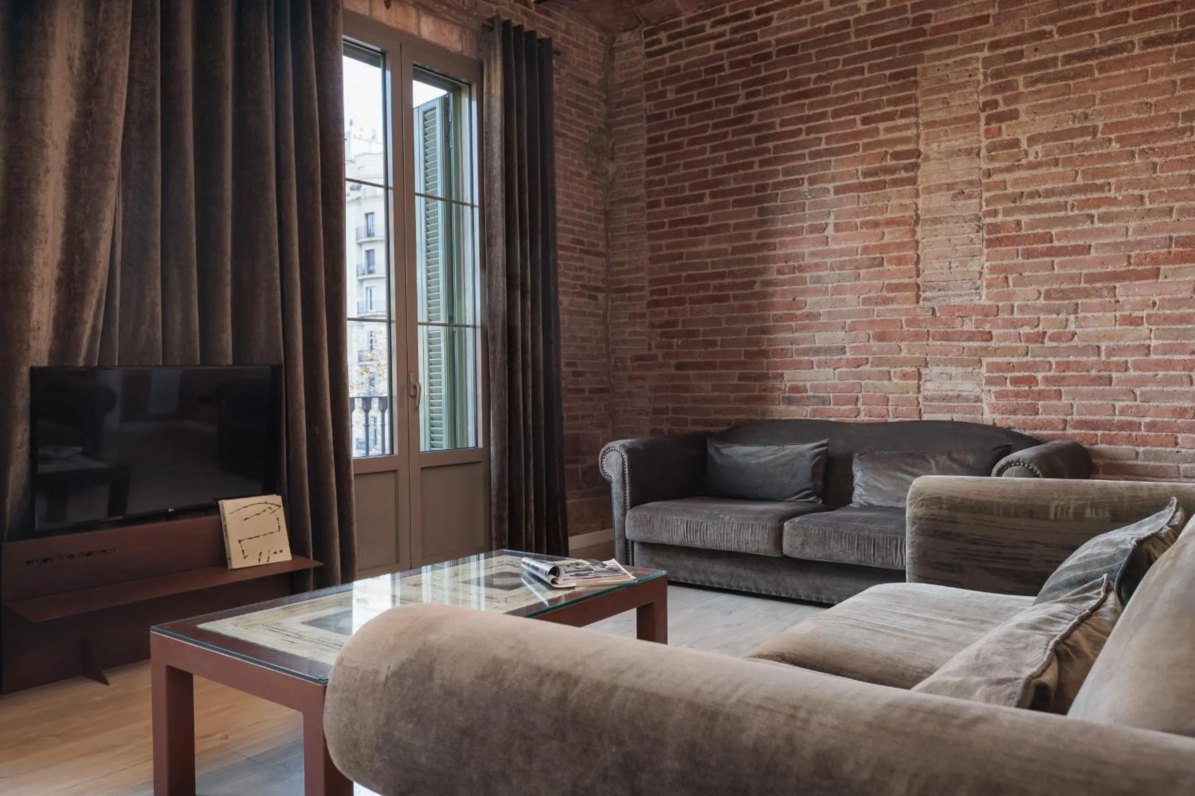 Enjoybcn Miro Apartments