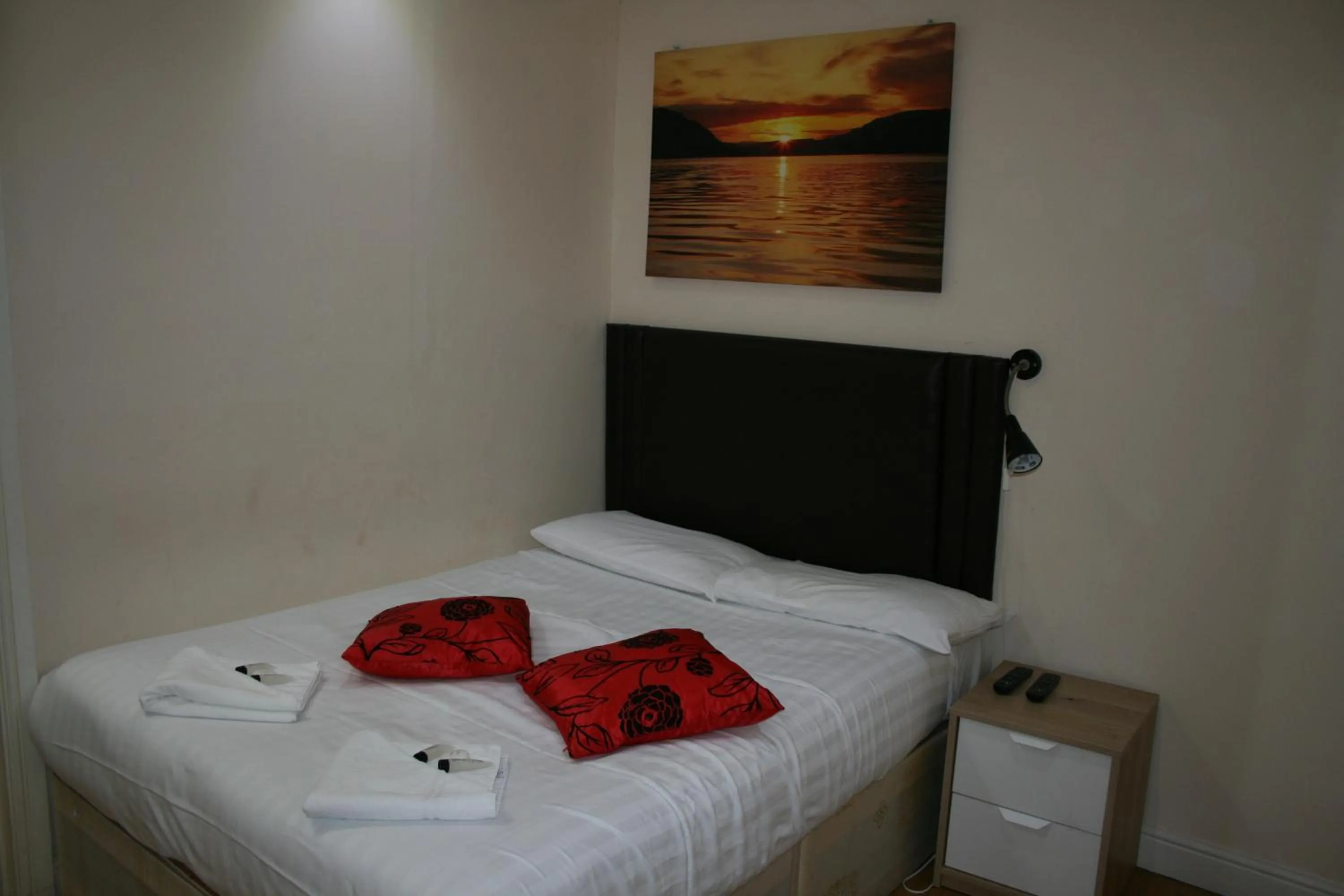 Bed in Marble Arch Flats