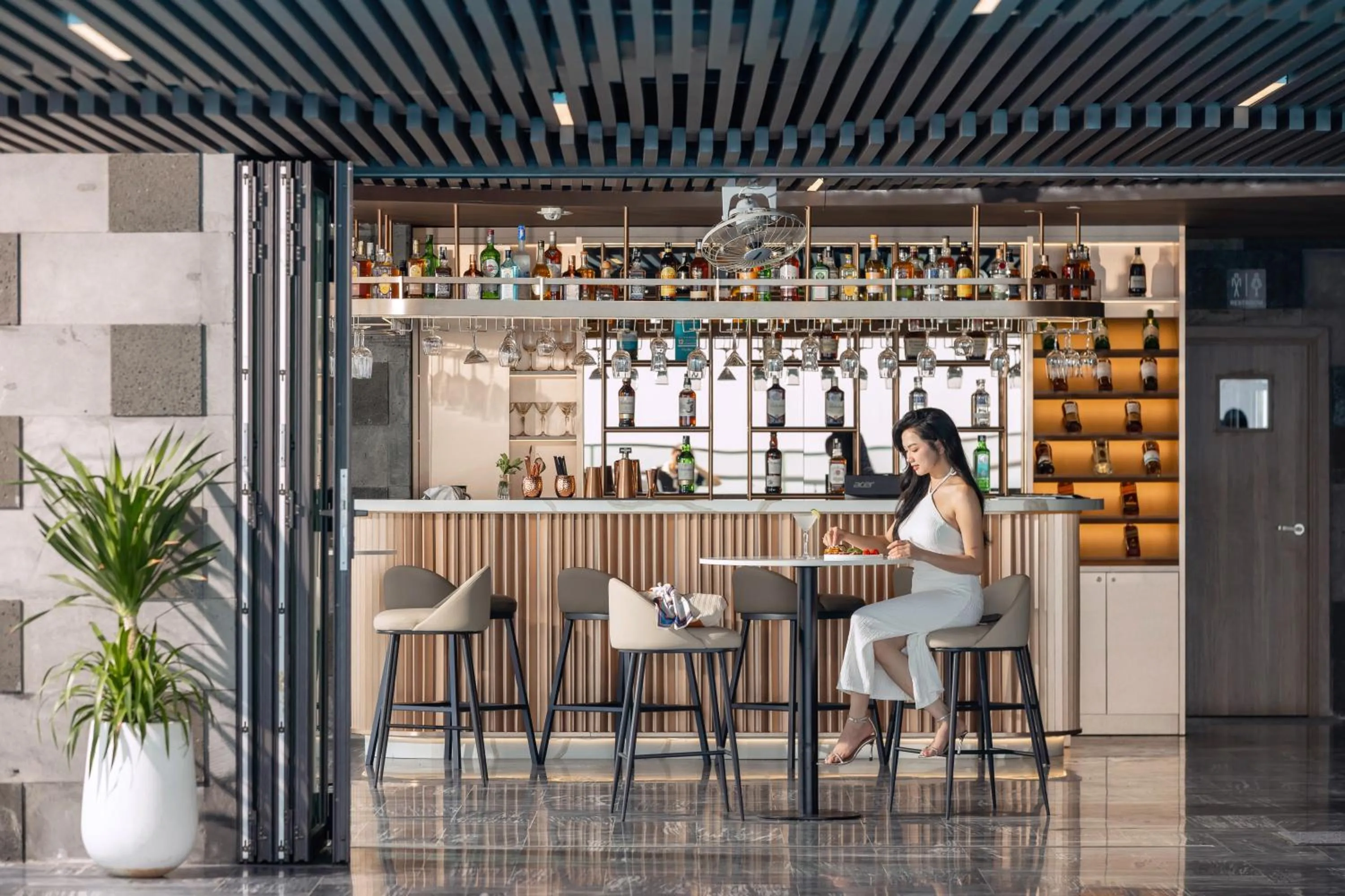 Lounge or bar in PANAMA Nha Trang Hotel