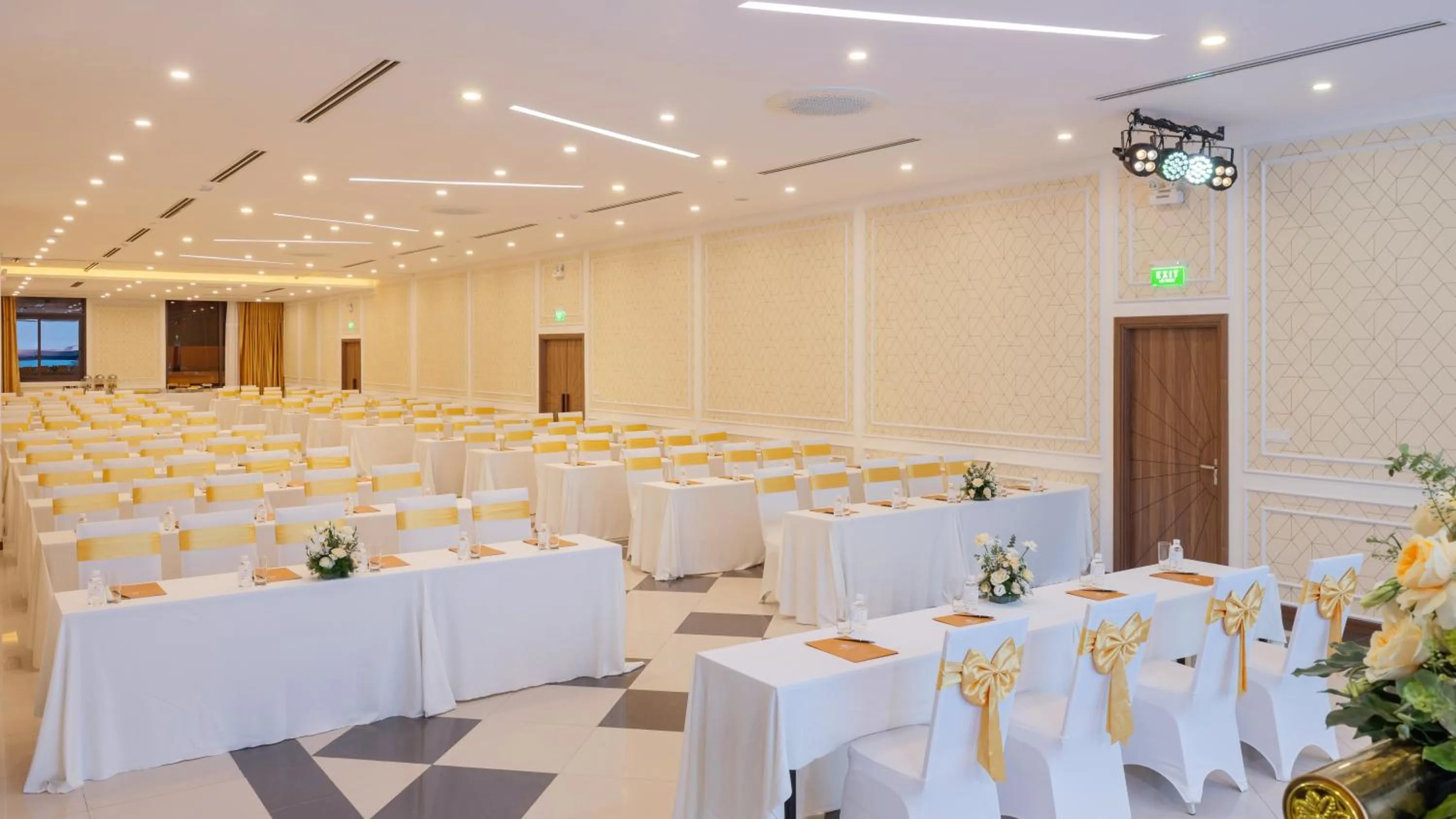 Meeting/conference room in PANAMA Nha Trang Hotel