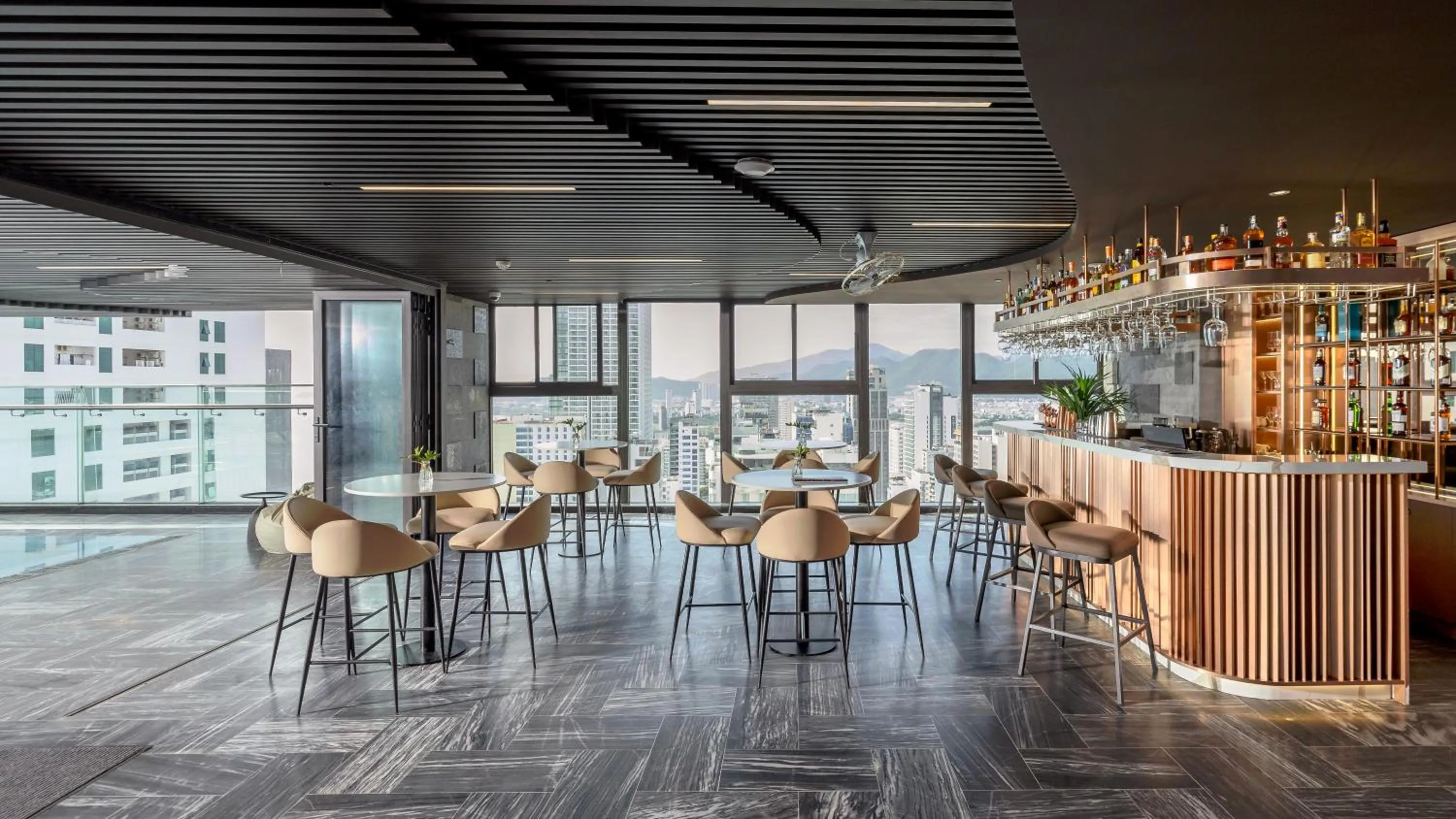 Restaurant/places to eat in PANAMA Nha Trang Hotel