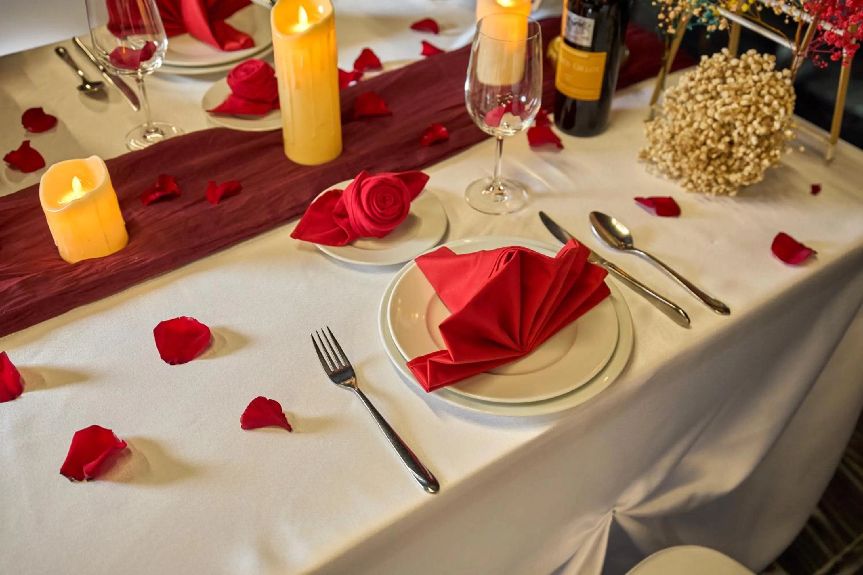 Food and drinks in PANAMA Nha Trang Hotel