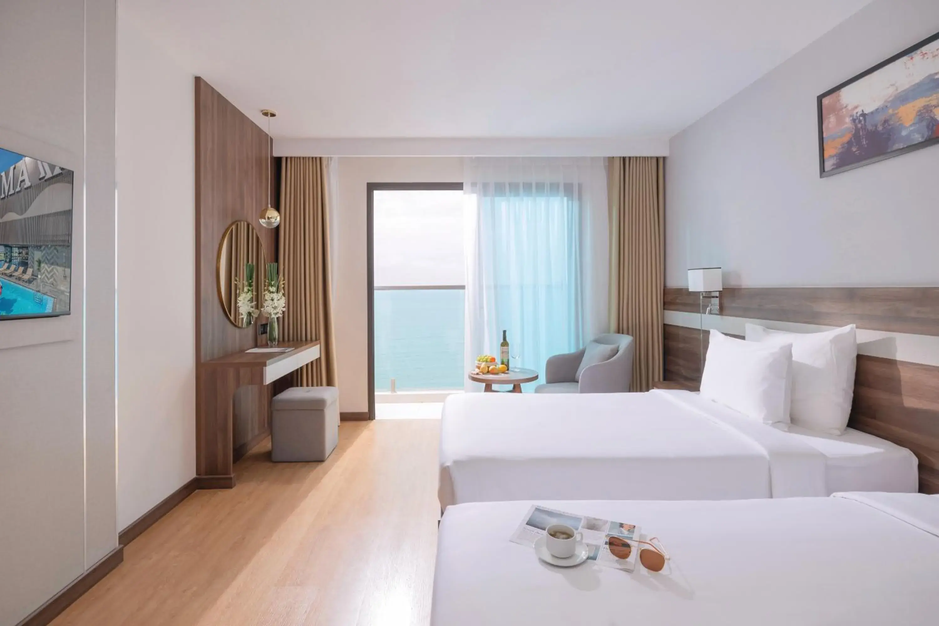 Deluxe Twin Room with Sea View in PANAMA Nha Trang Hotel Deluxe Twin Room with Sea View in PANAMA Nha Trang Hotel