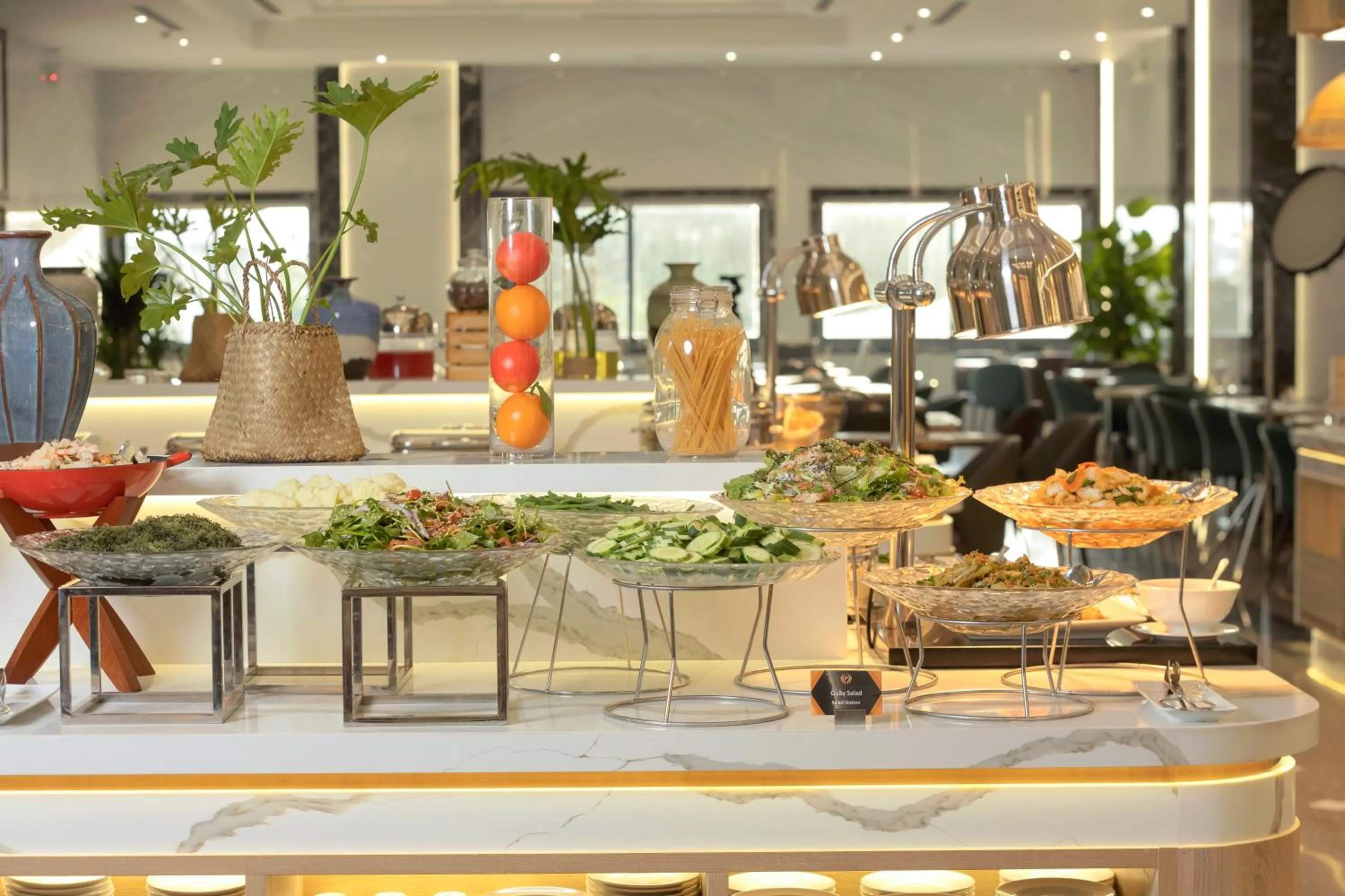 Restaurant/places to eat in PANAMA Nha Trang Hotel