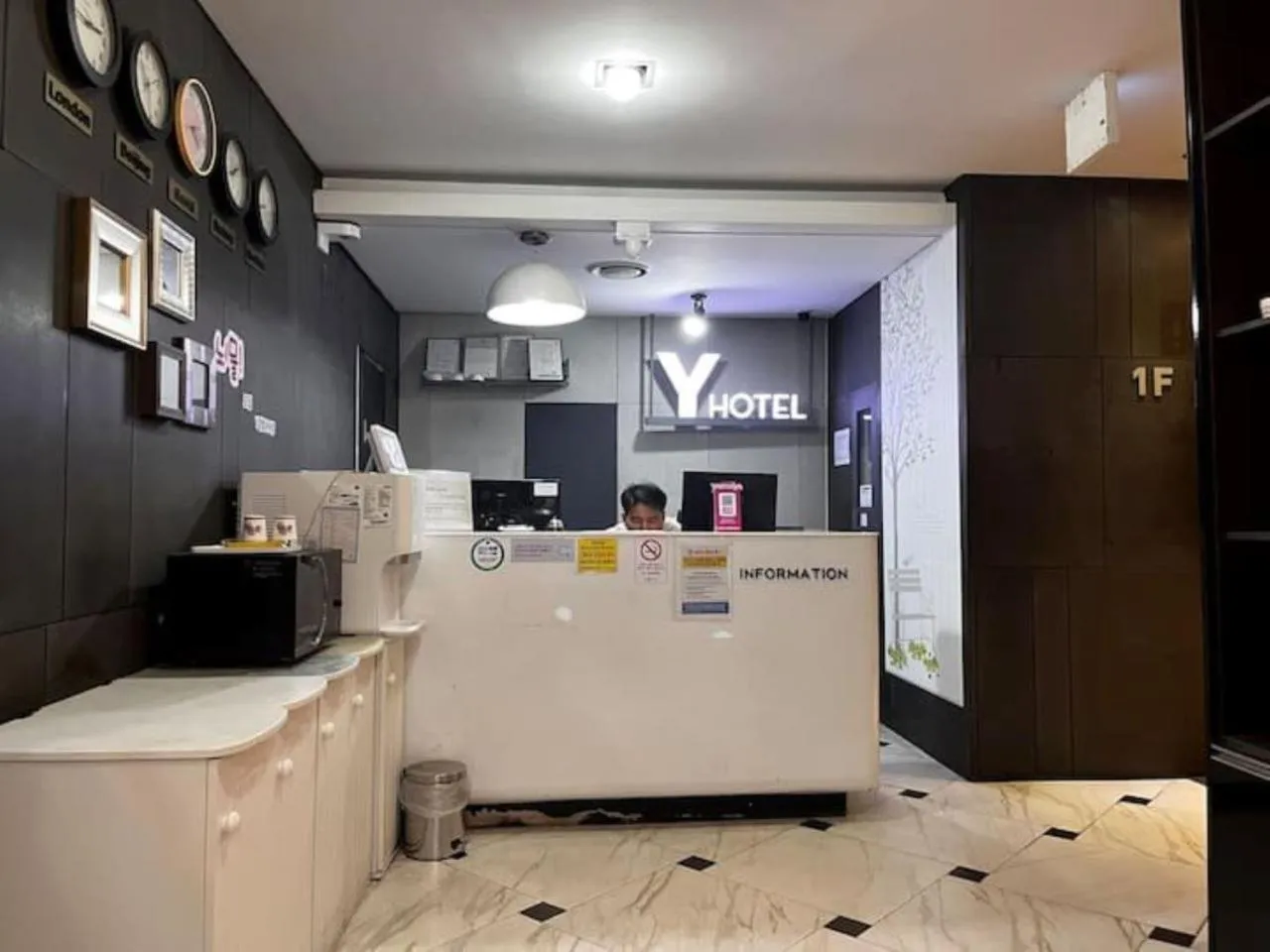 Property building in Shinchon Y Hotel