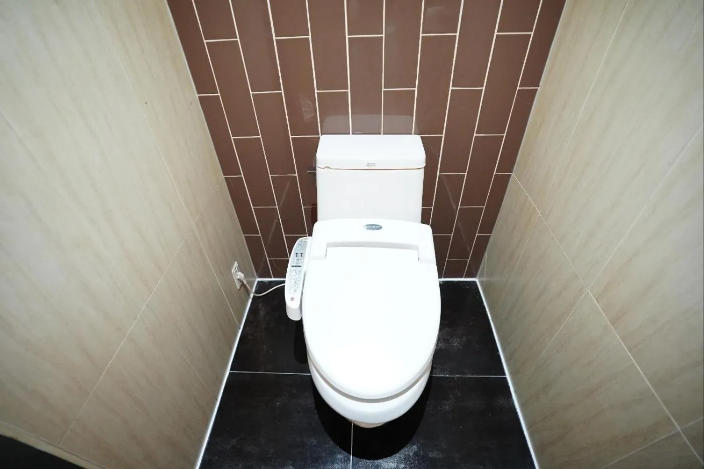 Toilet in Shinchon Y Hotel