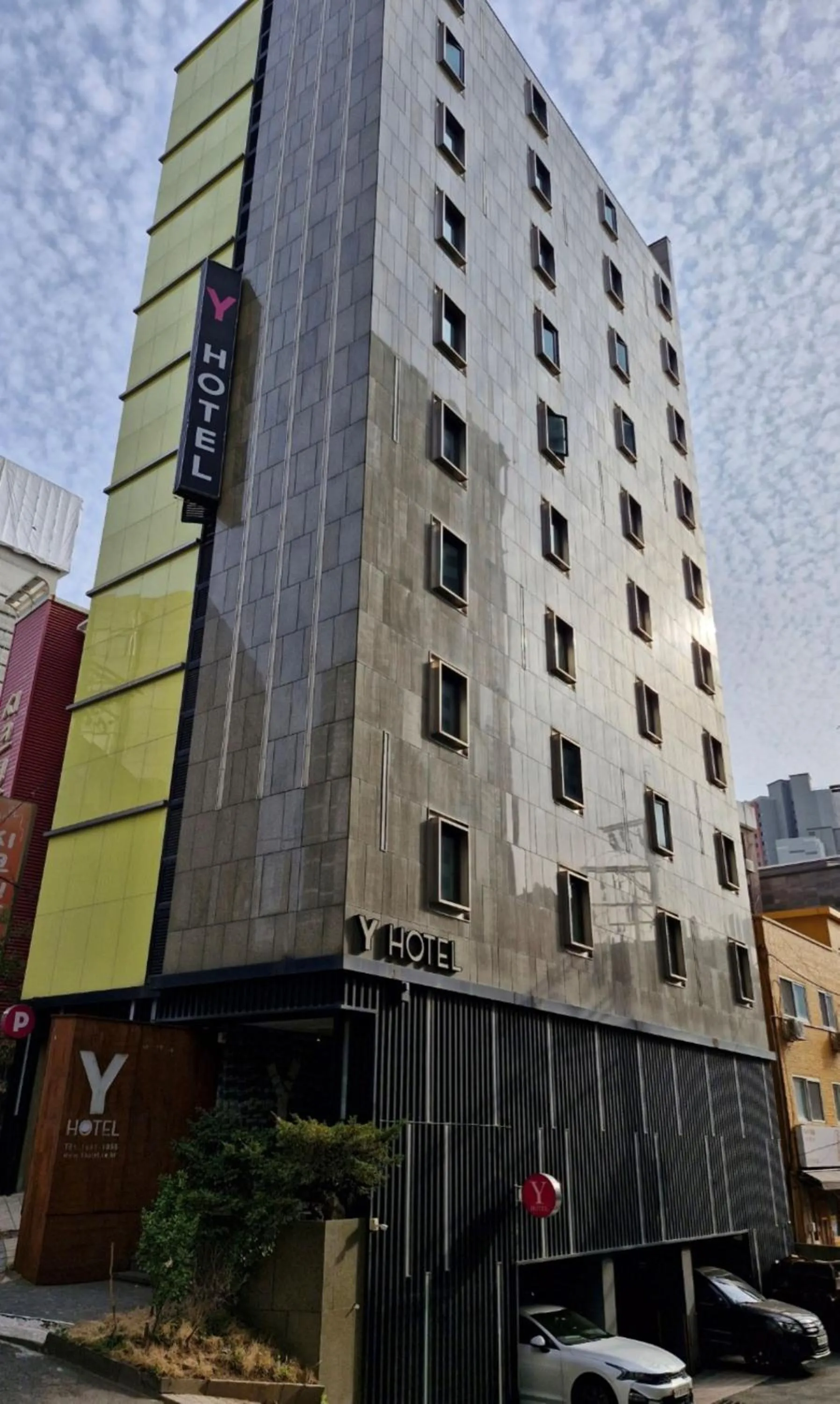Property building in Shinchon Y Hotel