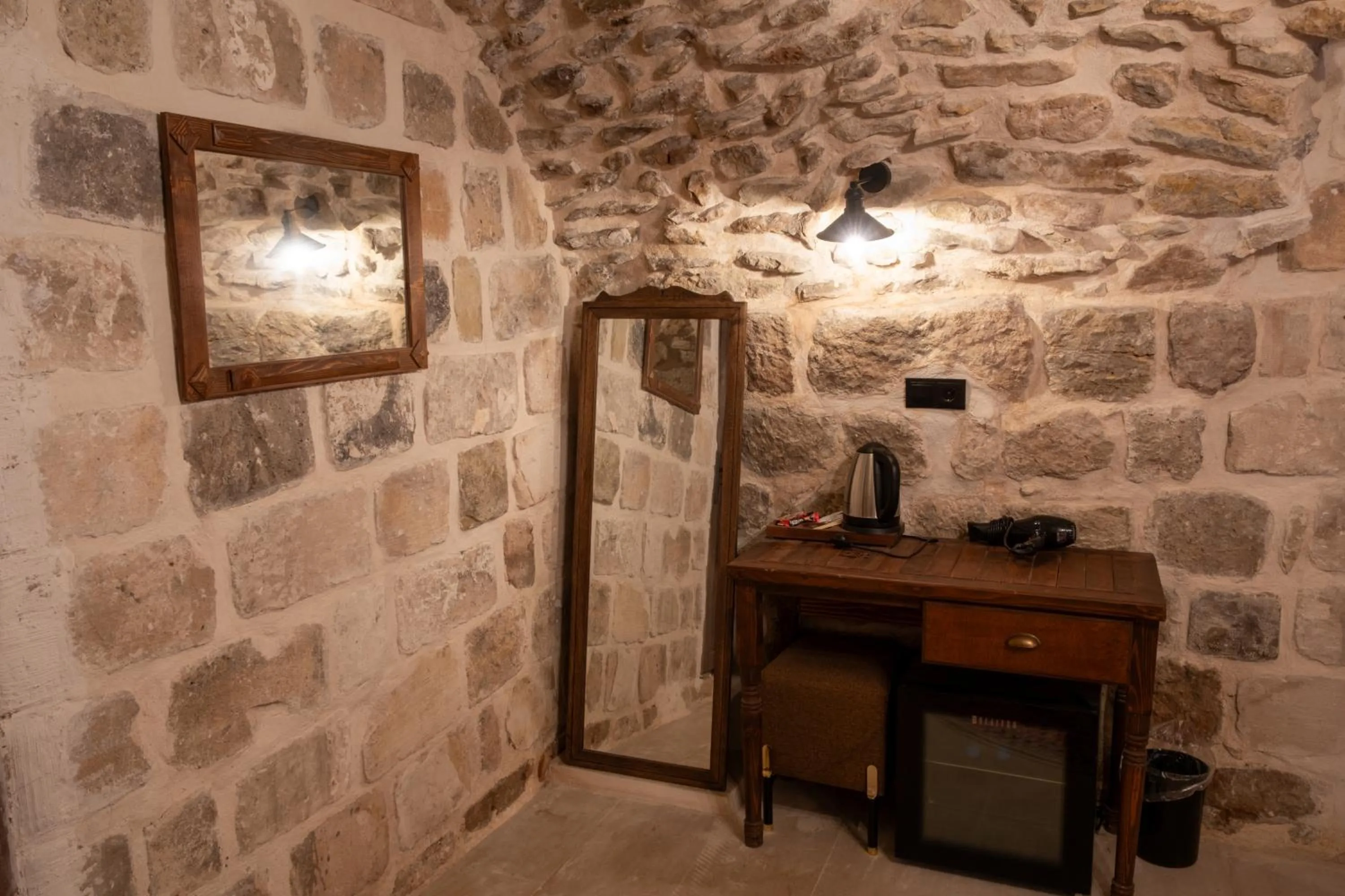 Photo of the whole room in Marvel Hotel Mardin