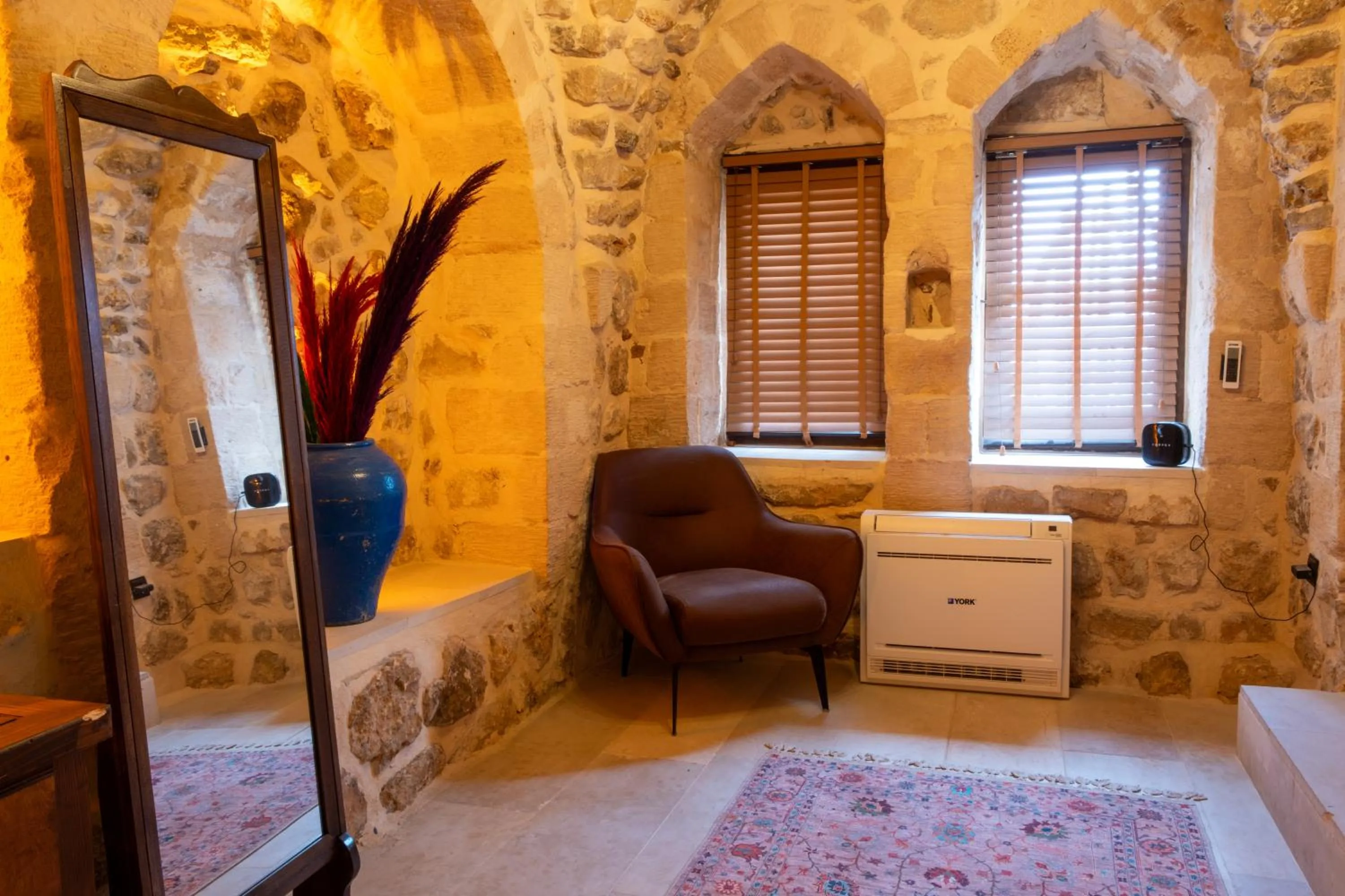 Seating area in Marvel Hotel Mardin