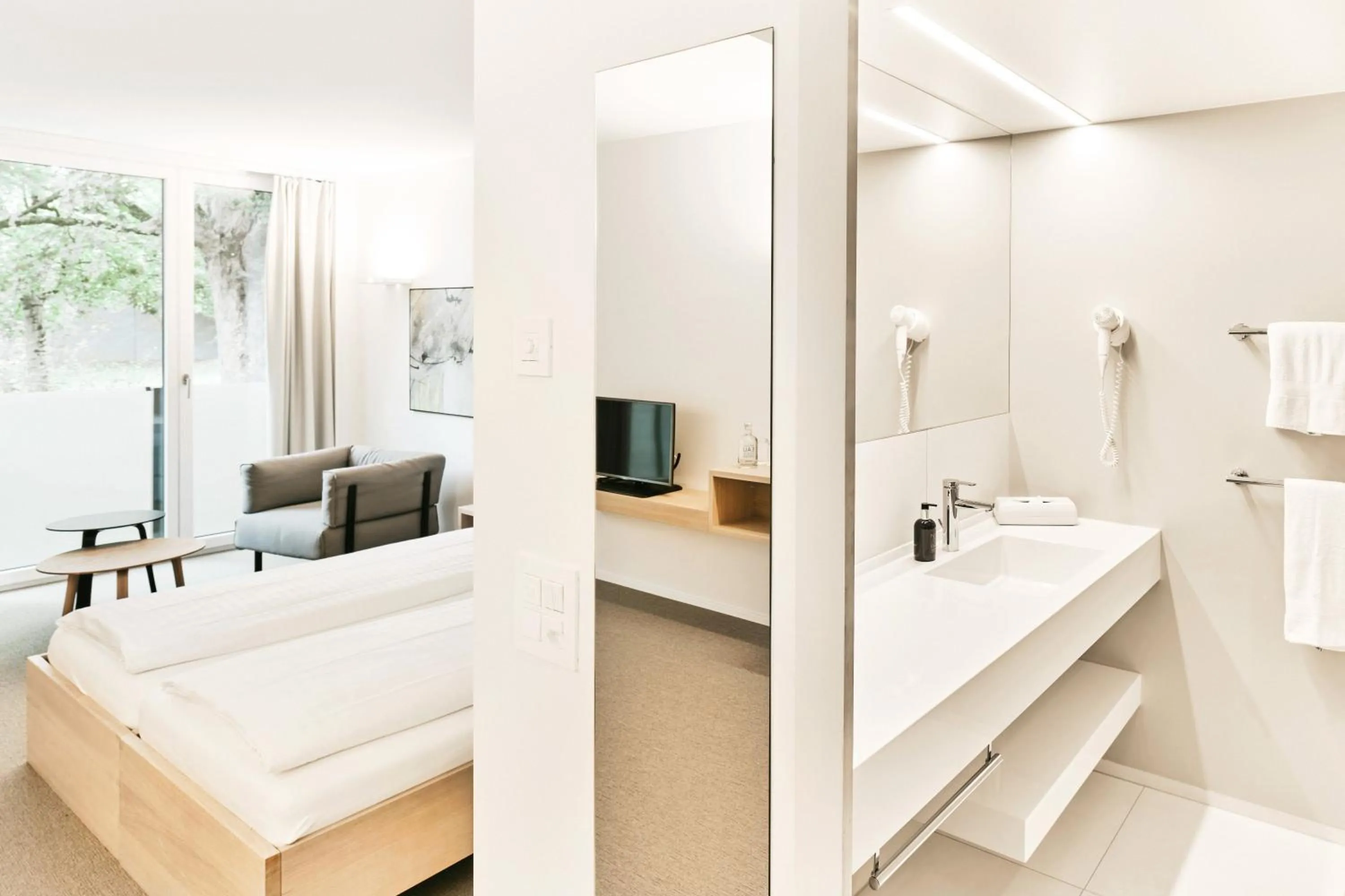 Photo of the whole room, Bed in Newstar Hotel (Free Parking)