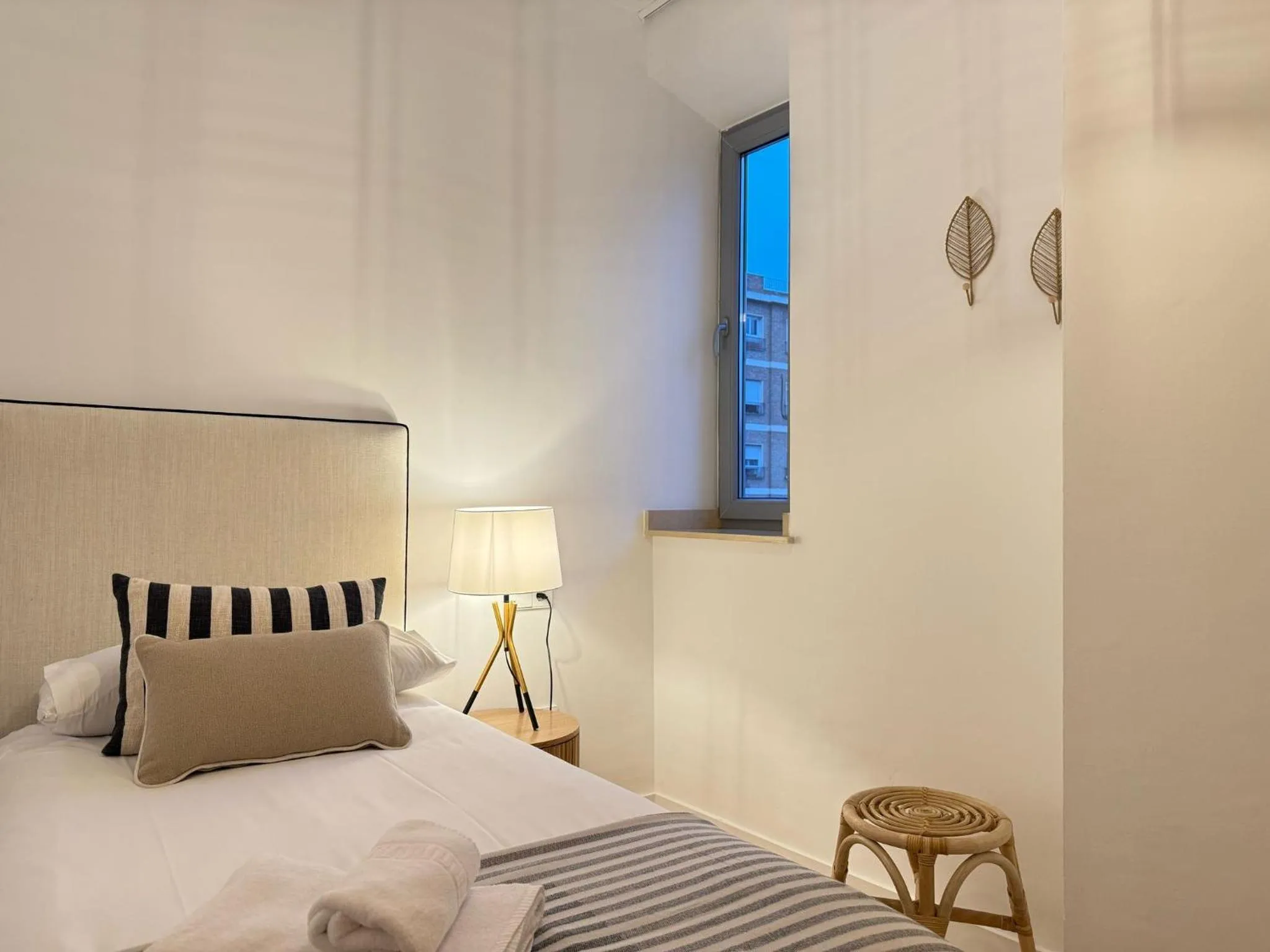 Bed in Life Apartments Alameda Colón