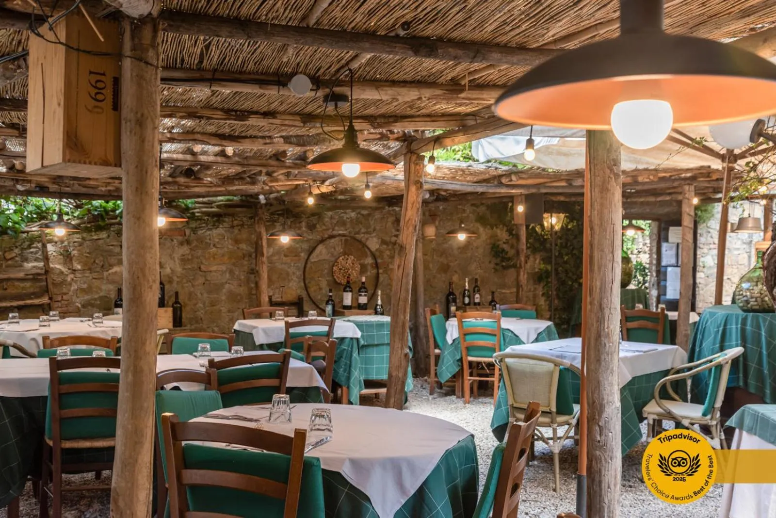 Restaurant/places to eat in VILLA LIBERTY Boutique Hotel - Borgo Capitano Collection