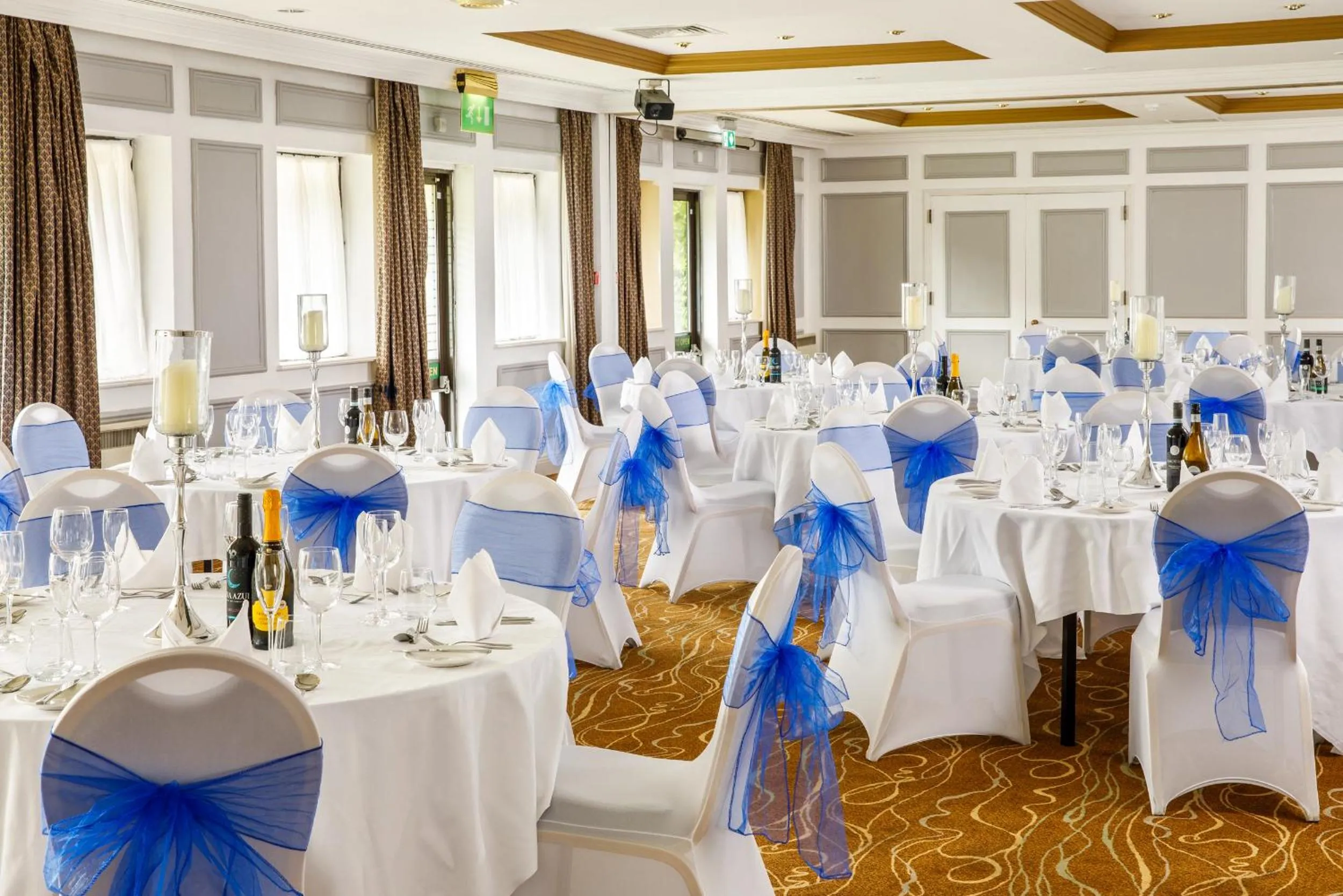 wedding in Mercure Livingston Hotel