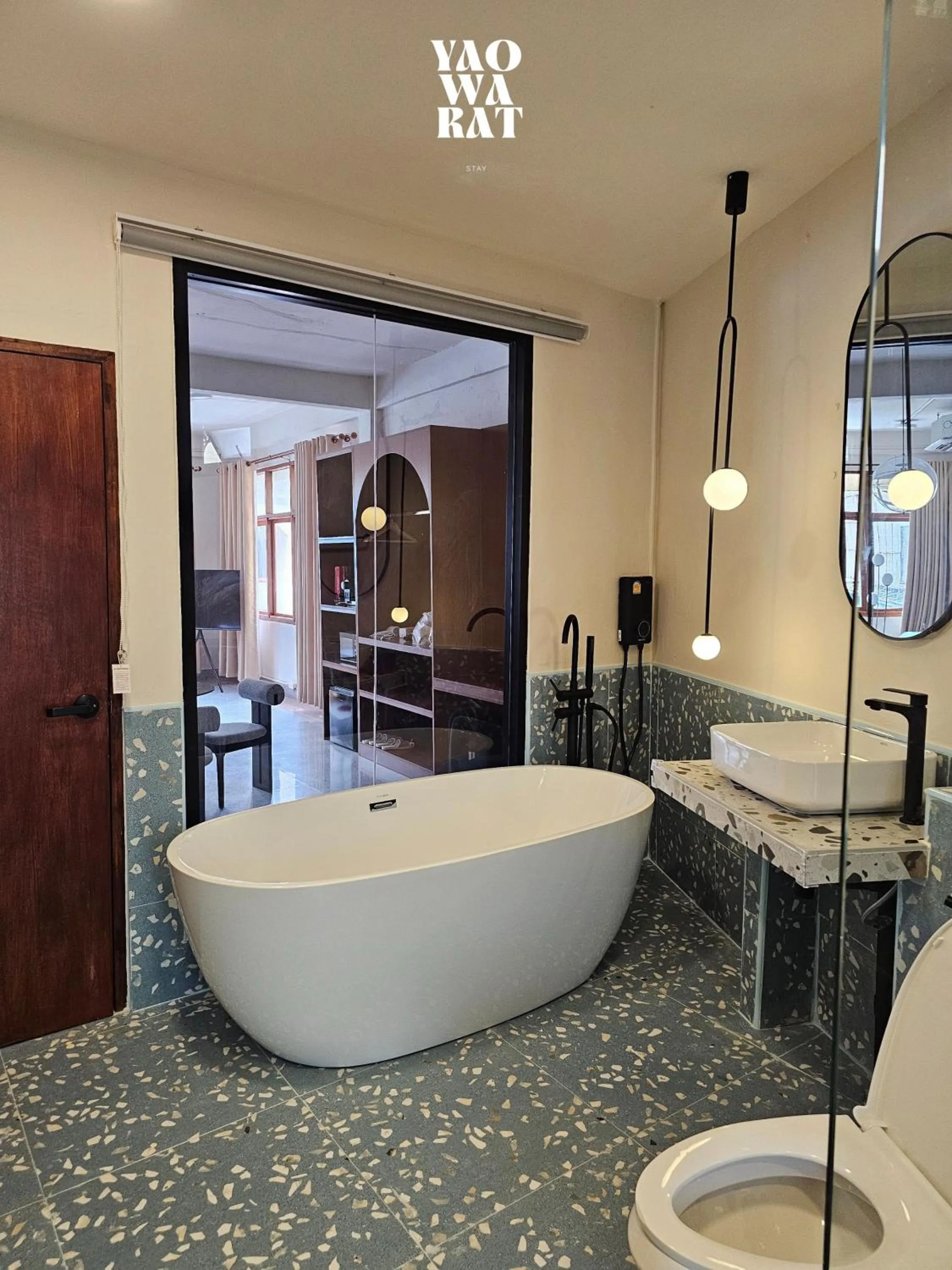 Bathroom in Yaowarat Stay