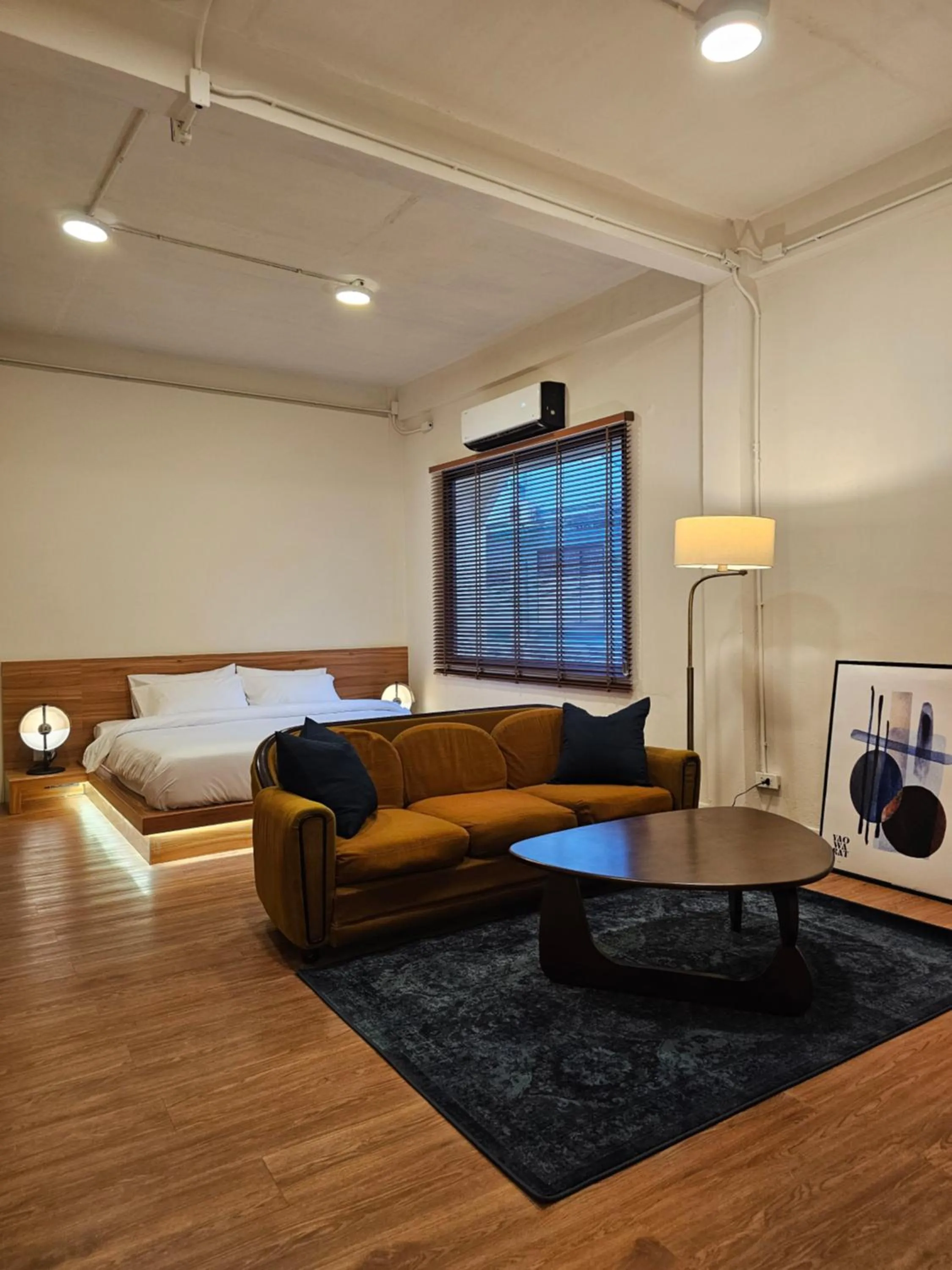 Bed in Yaowarat Stay