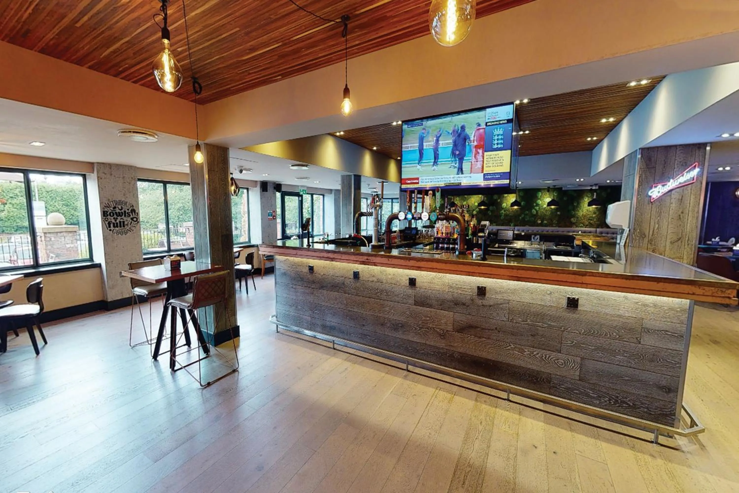 Restaurant/places to eat in Village Hotel Wirral