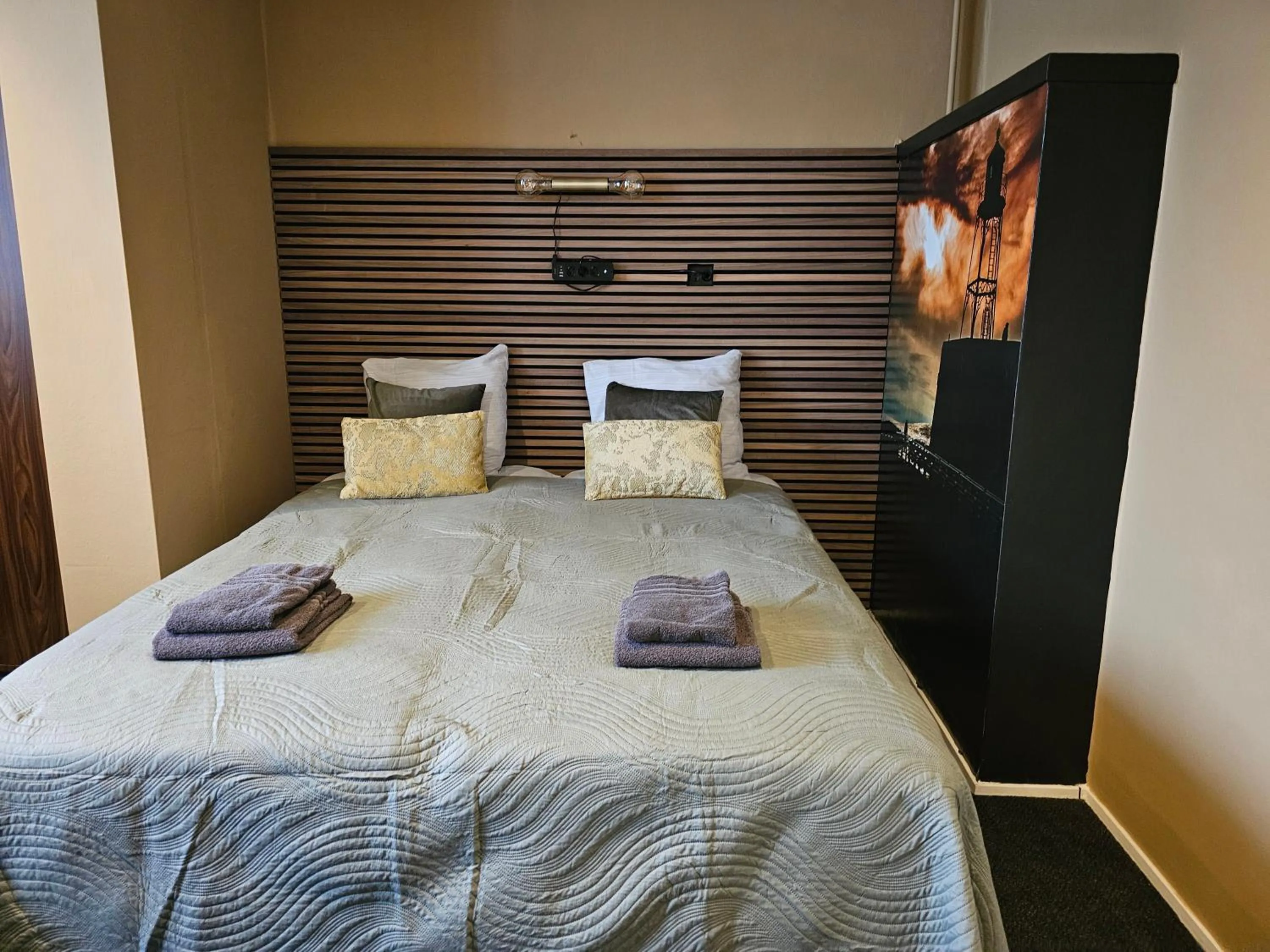 Bed in Hotel Restaurant Solskin