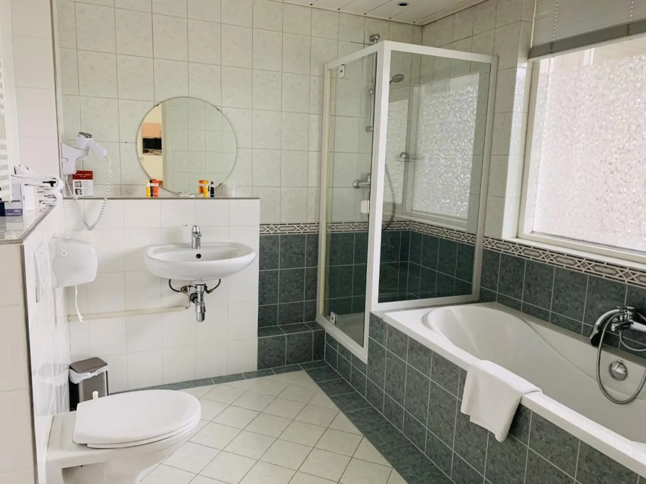 Shower in Hotel Restaurant Solskin