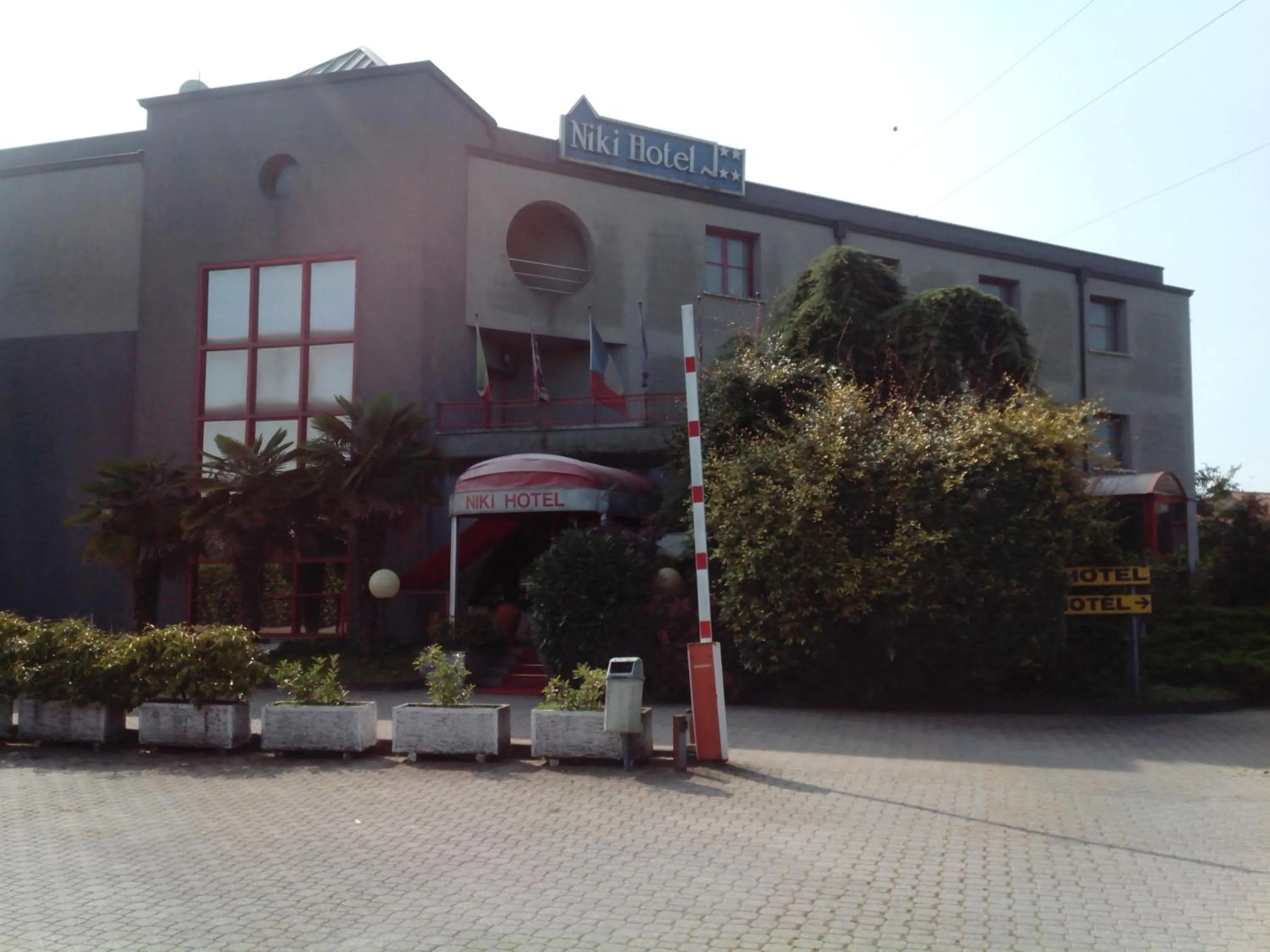 Facade/entrance in Hotel Niki