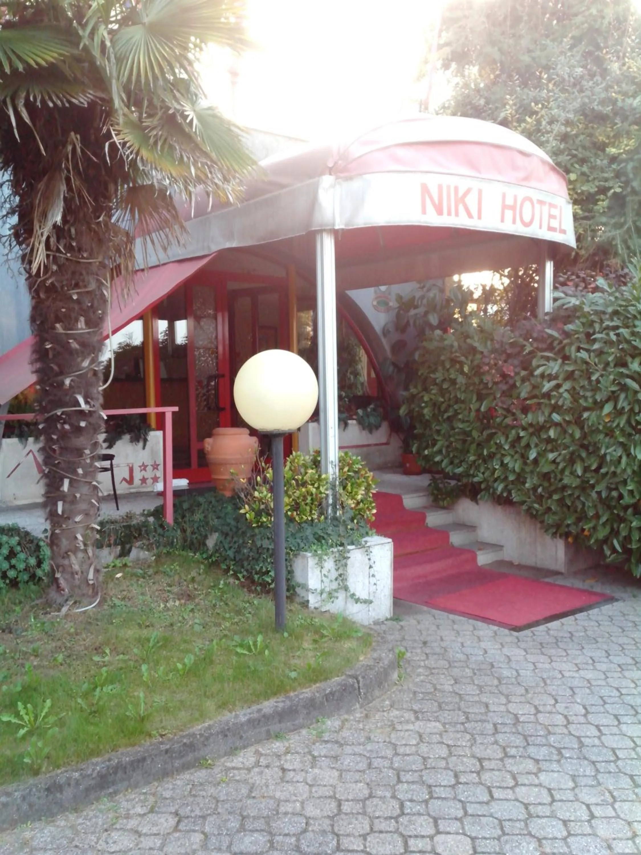 Facade/entrance in Hotel Niki