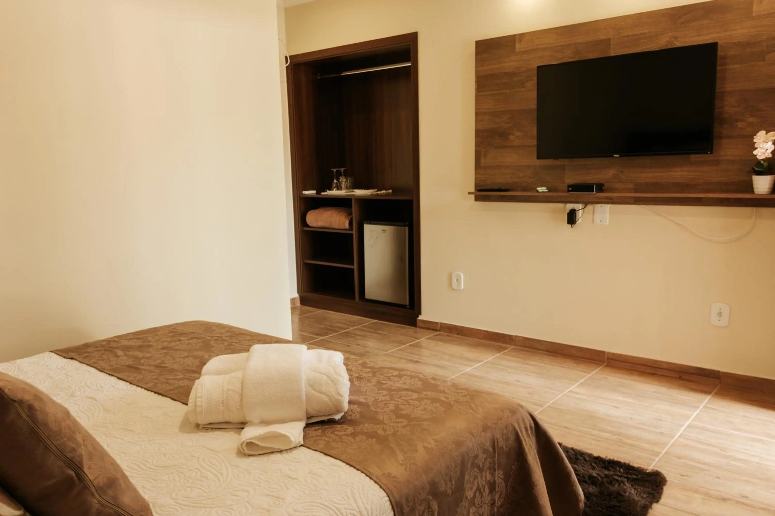 View (from property/room), Bed in Recanto de Moriá